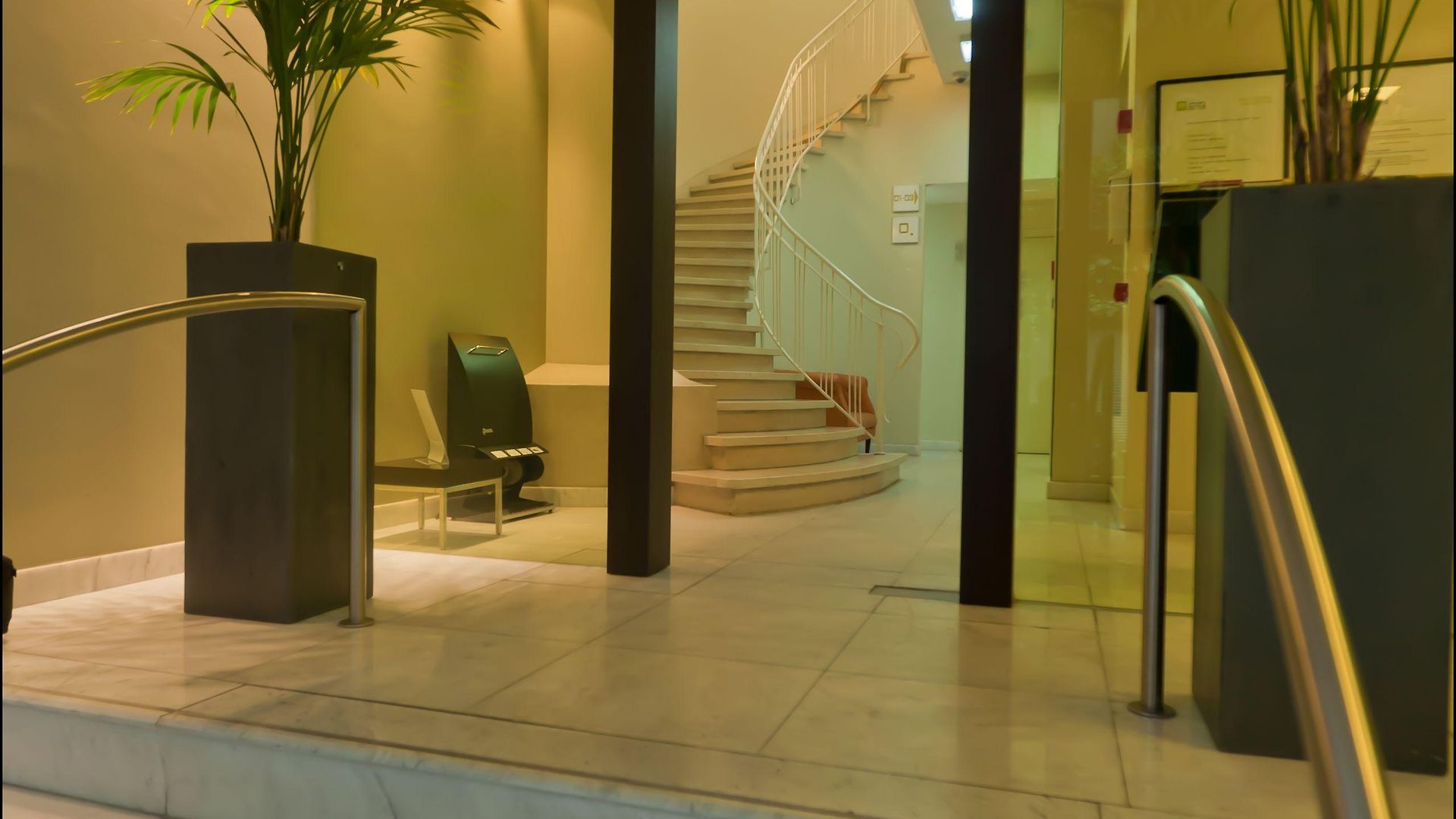 B-aparthotel Grand Place Aparthotel