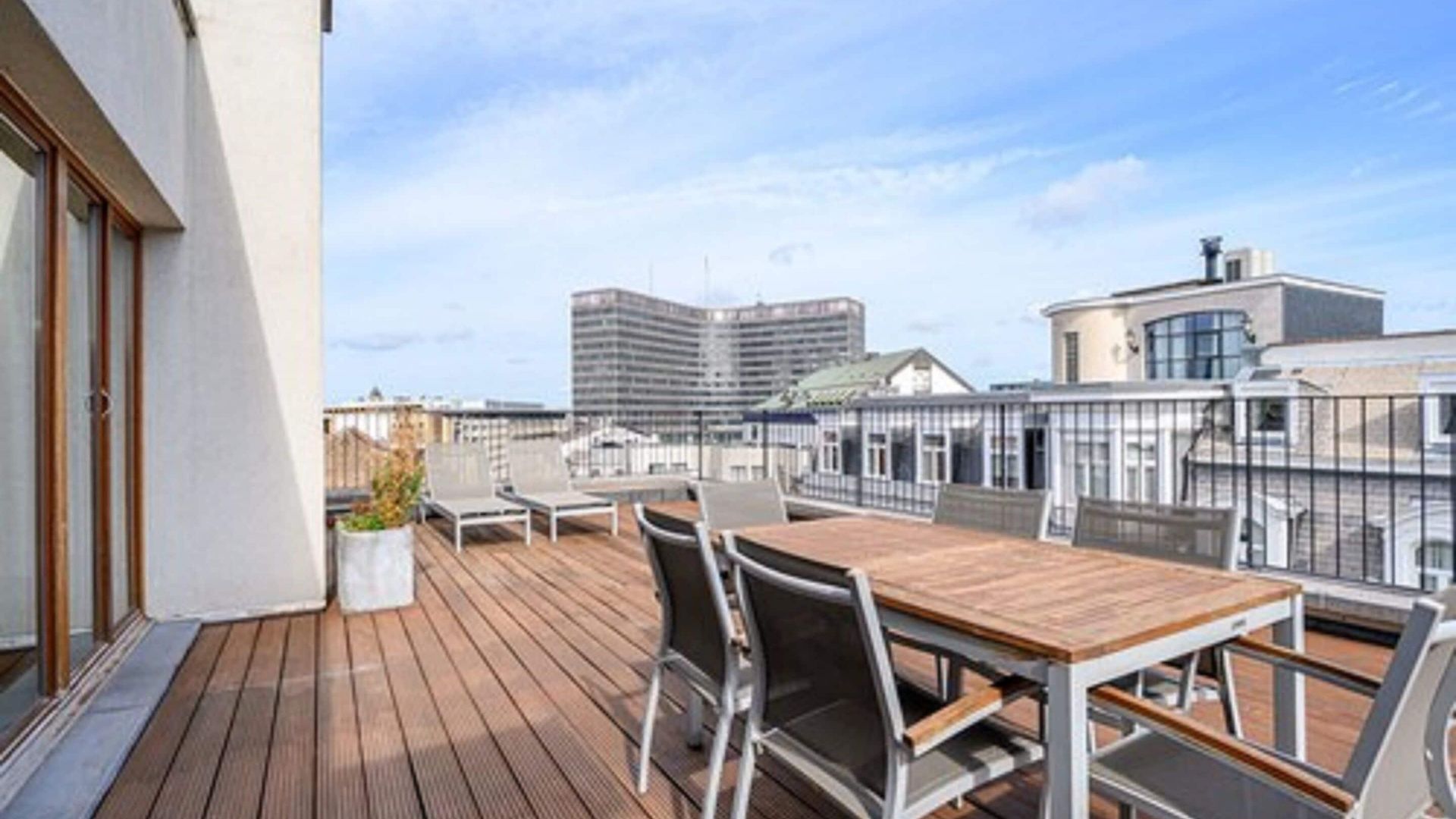 B-aparthotel Grand Place Aparthotel 4*