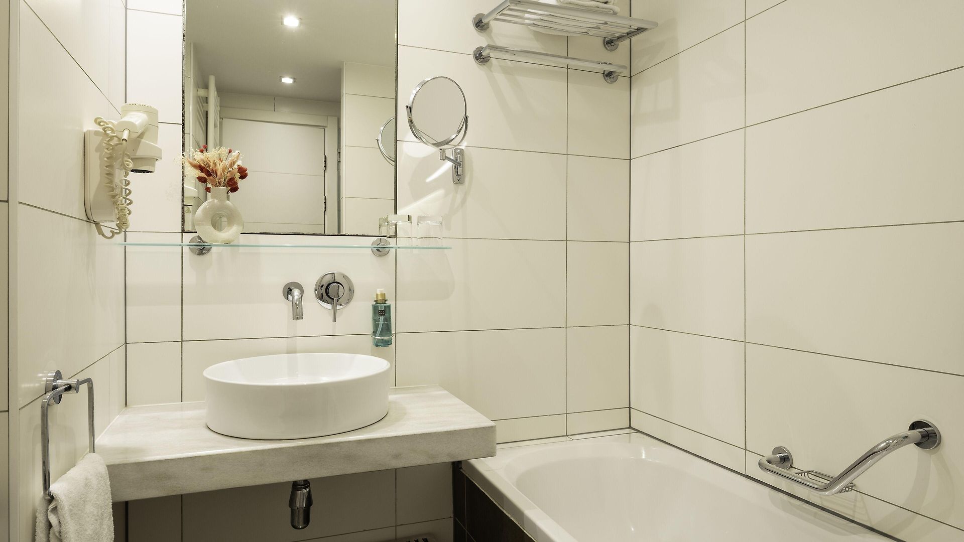 B-aparthotel Grand Place Aparthotel 4*