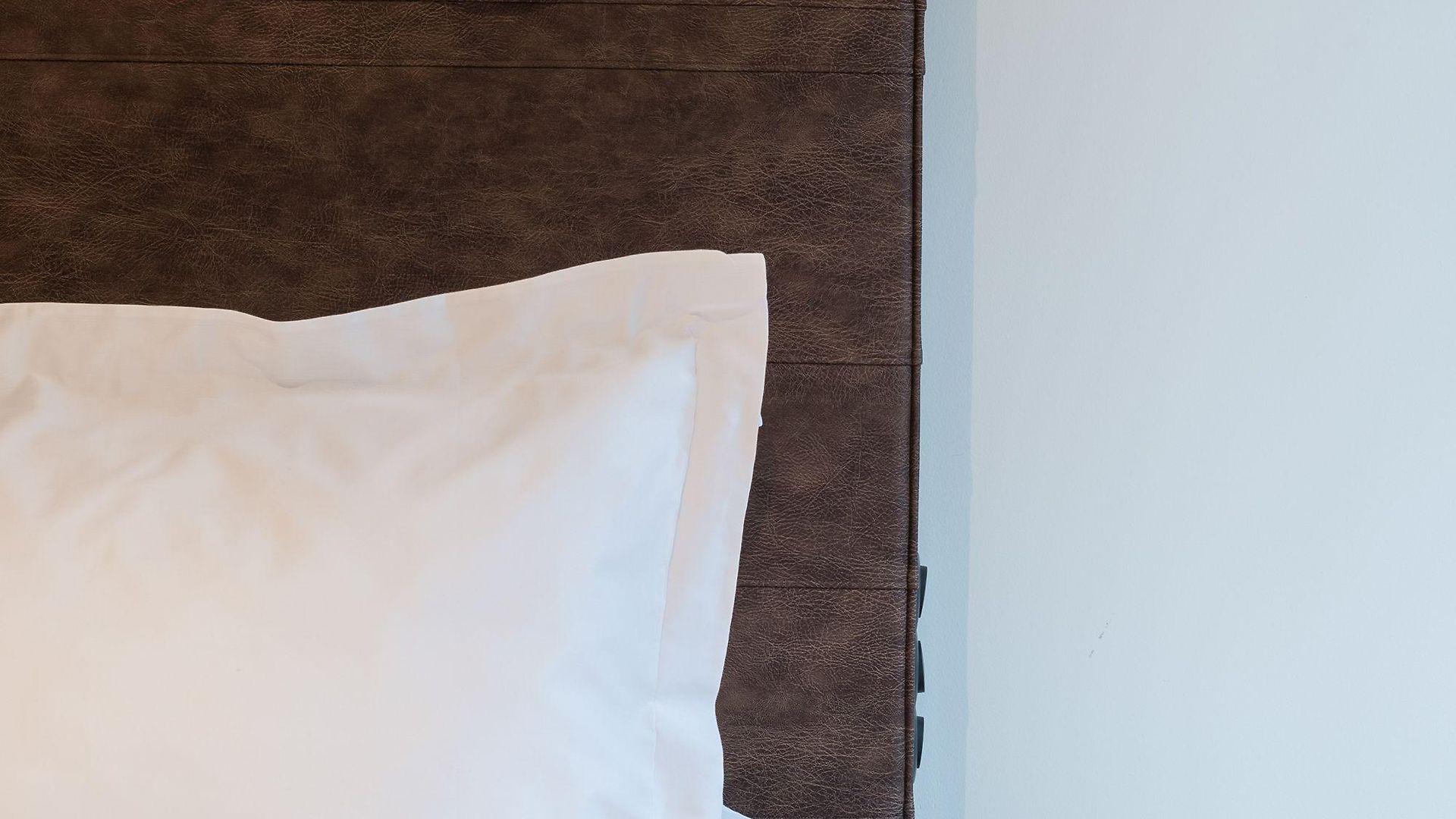 Pillows Centre Hotel