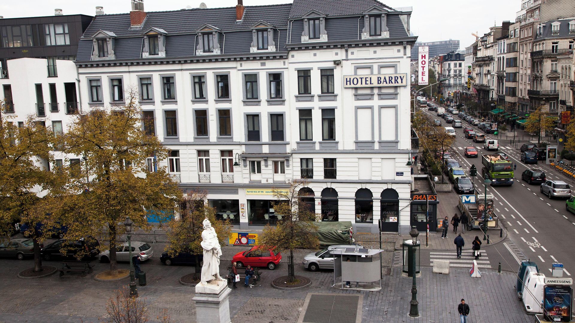 Barry Hotel