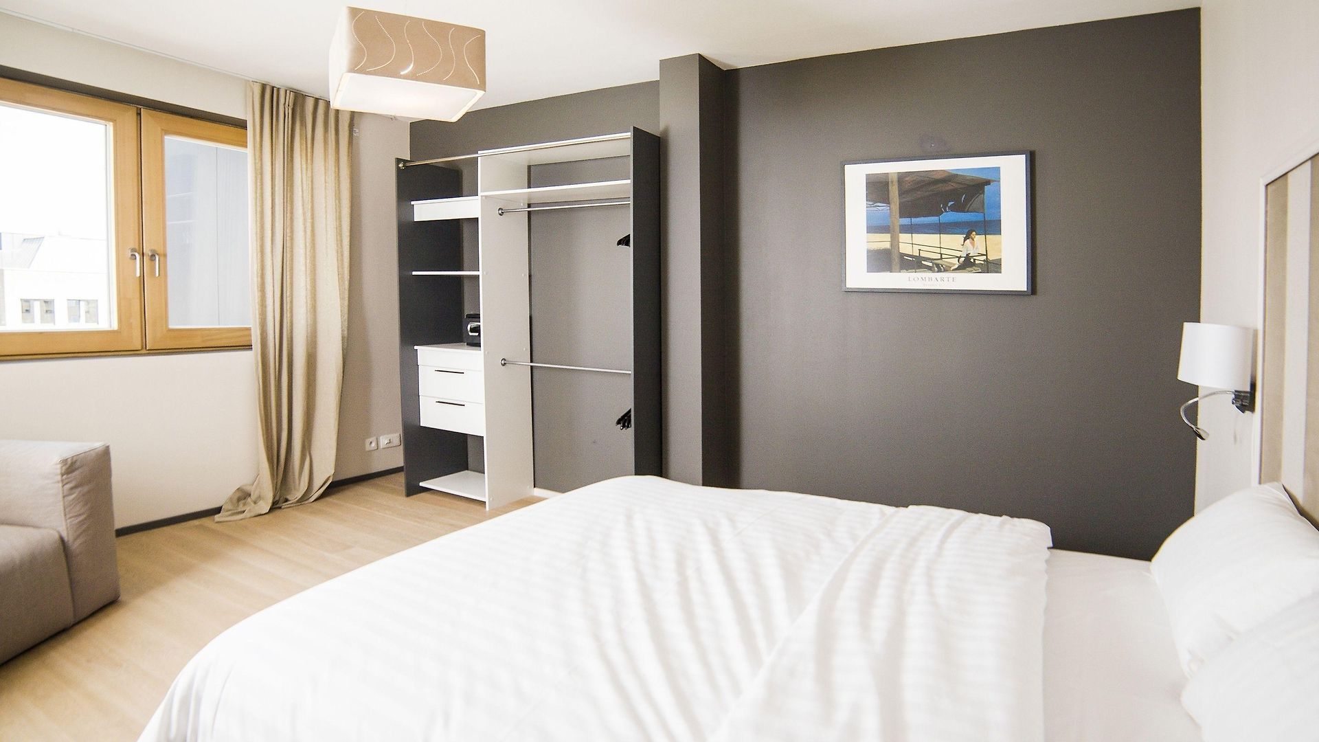 Hotel Smartflats Design - L42 *
