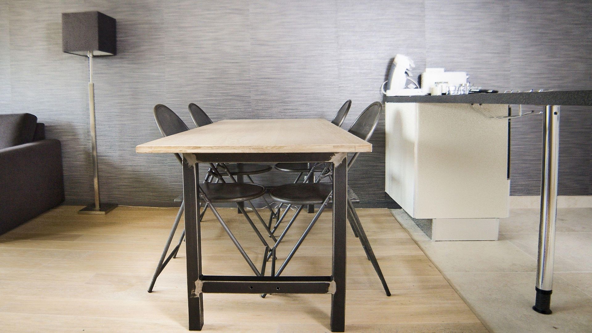 Hotel Smartflats Design - L42 *
