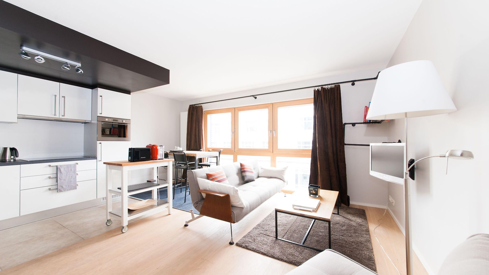 Hotel Smartflats Design - L42 *