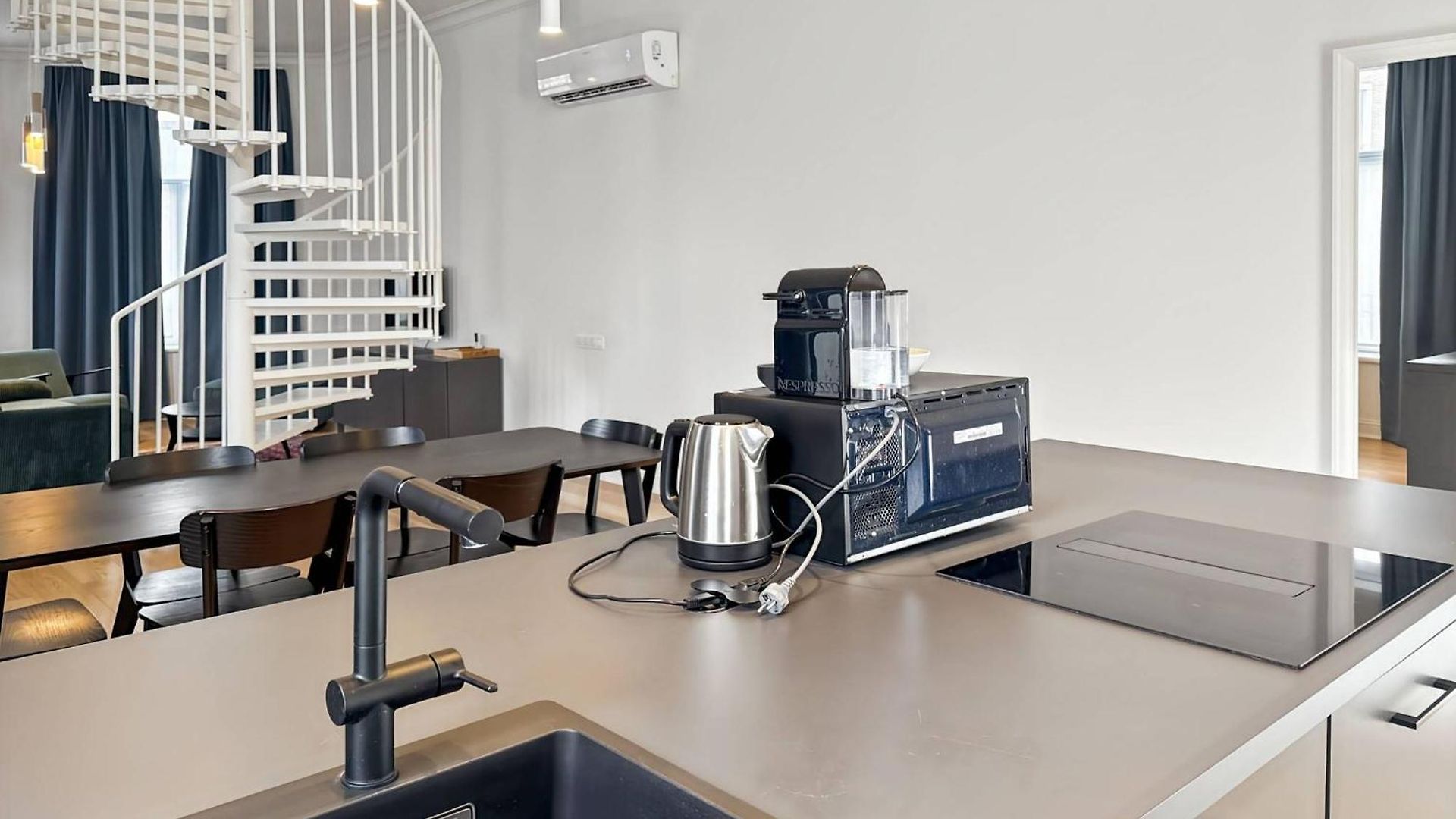 Charming Ixelles Retreat In The Heart Of *
