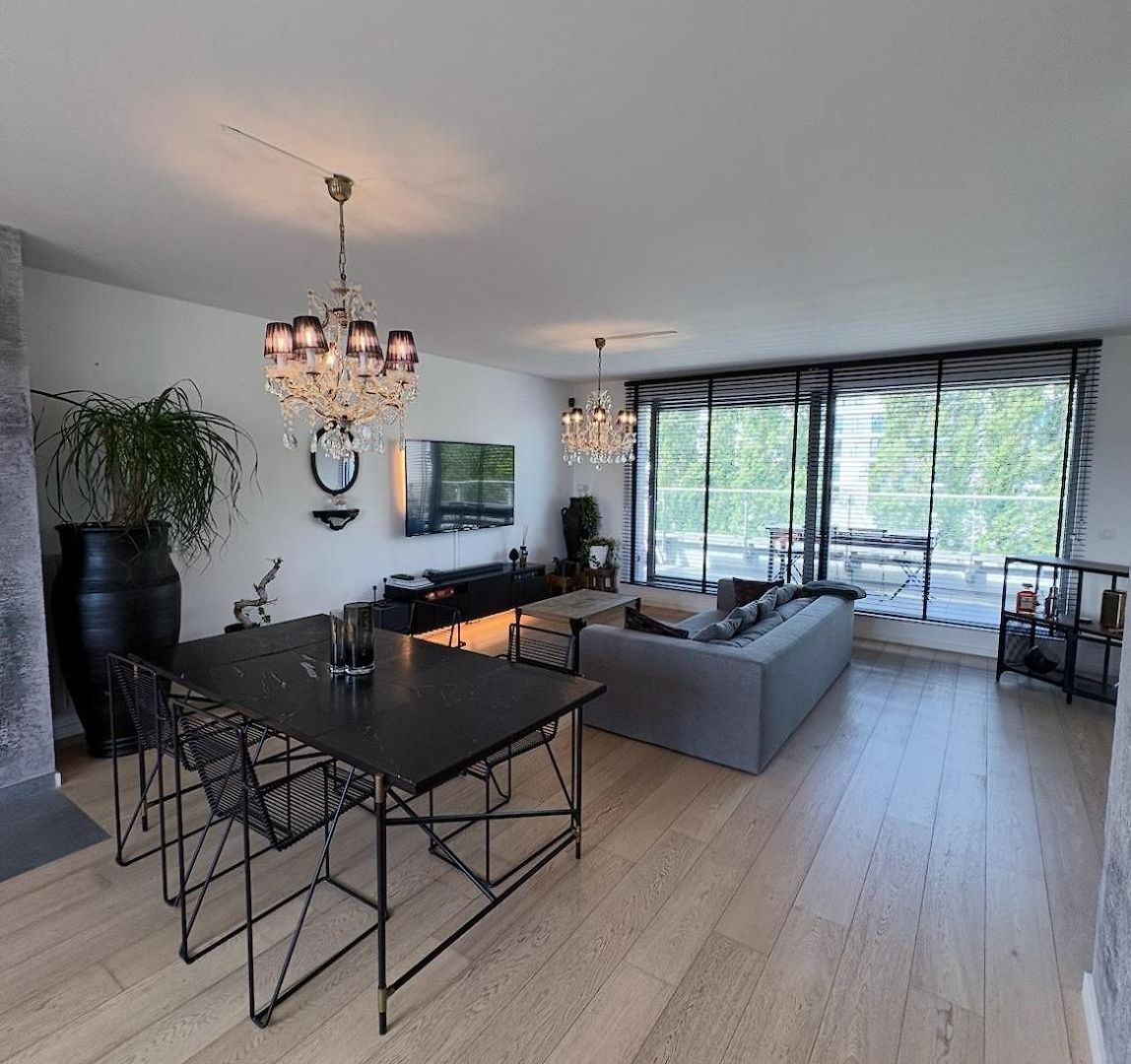 Refined With Terraces Apartment *