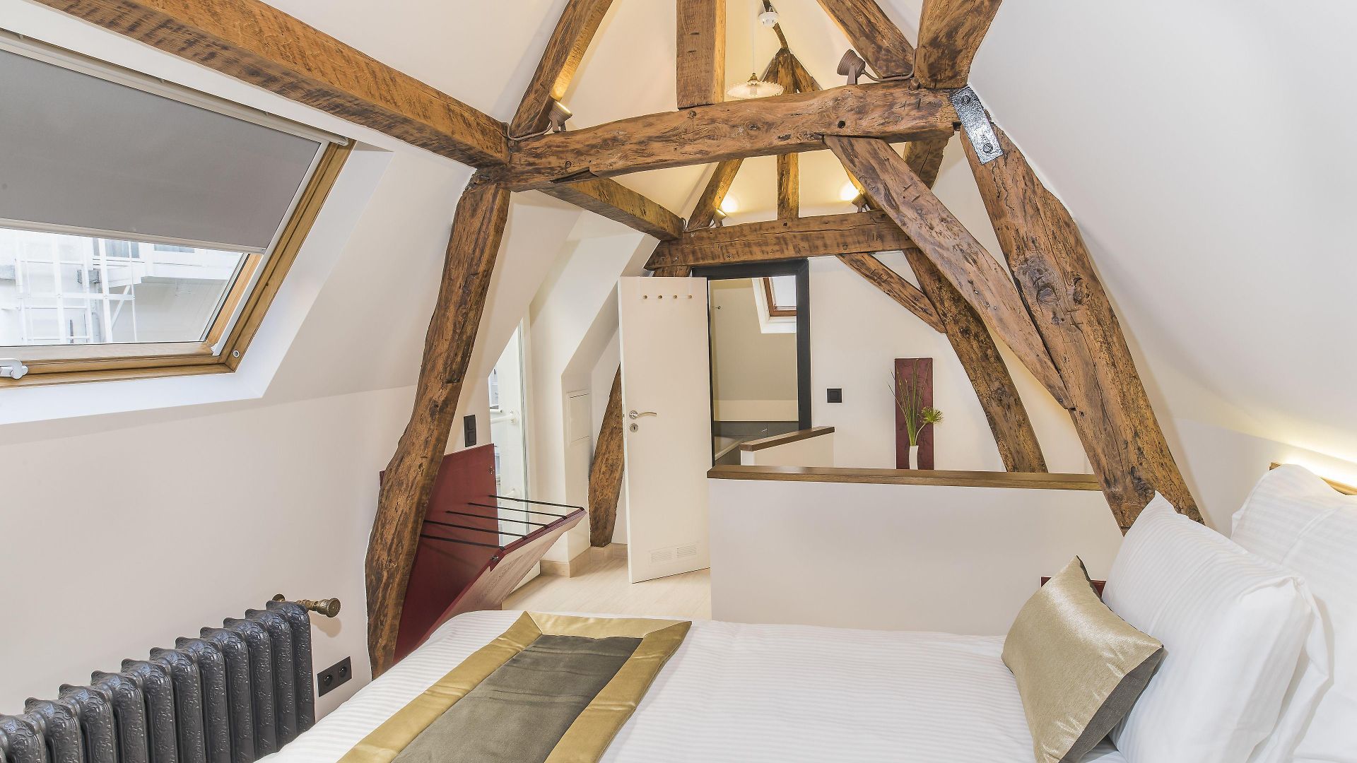 Agora Grand Place Hotel 3*