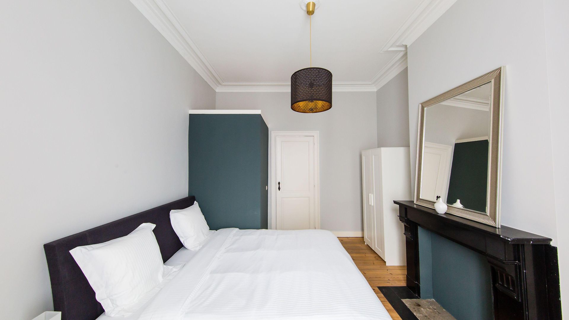 Urban Eu Aparthotel 2*