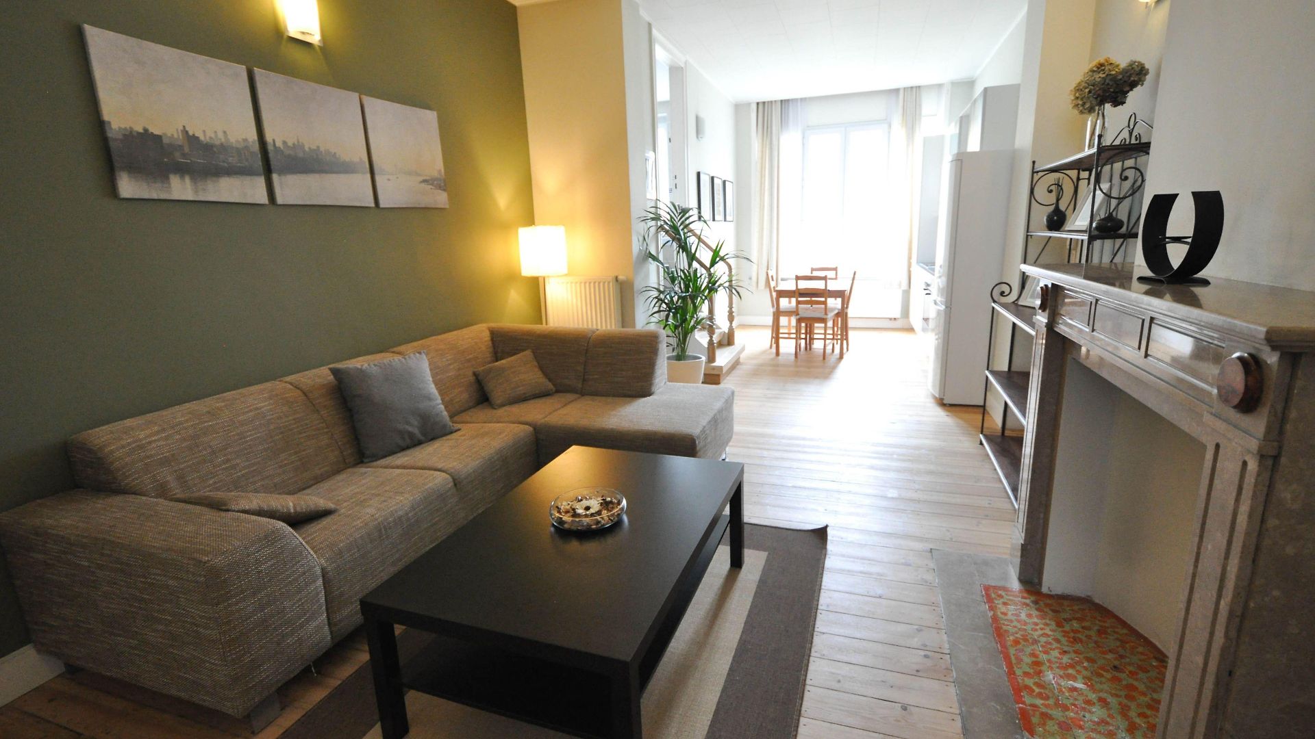 Aparthotel Urban Eu