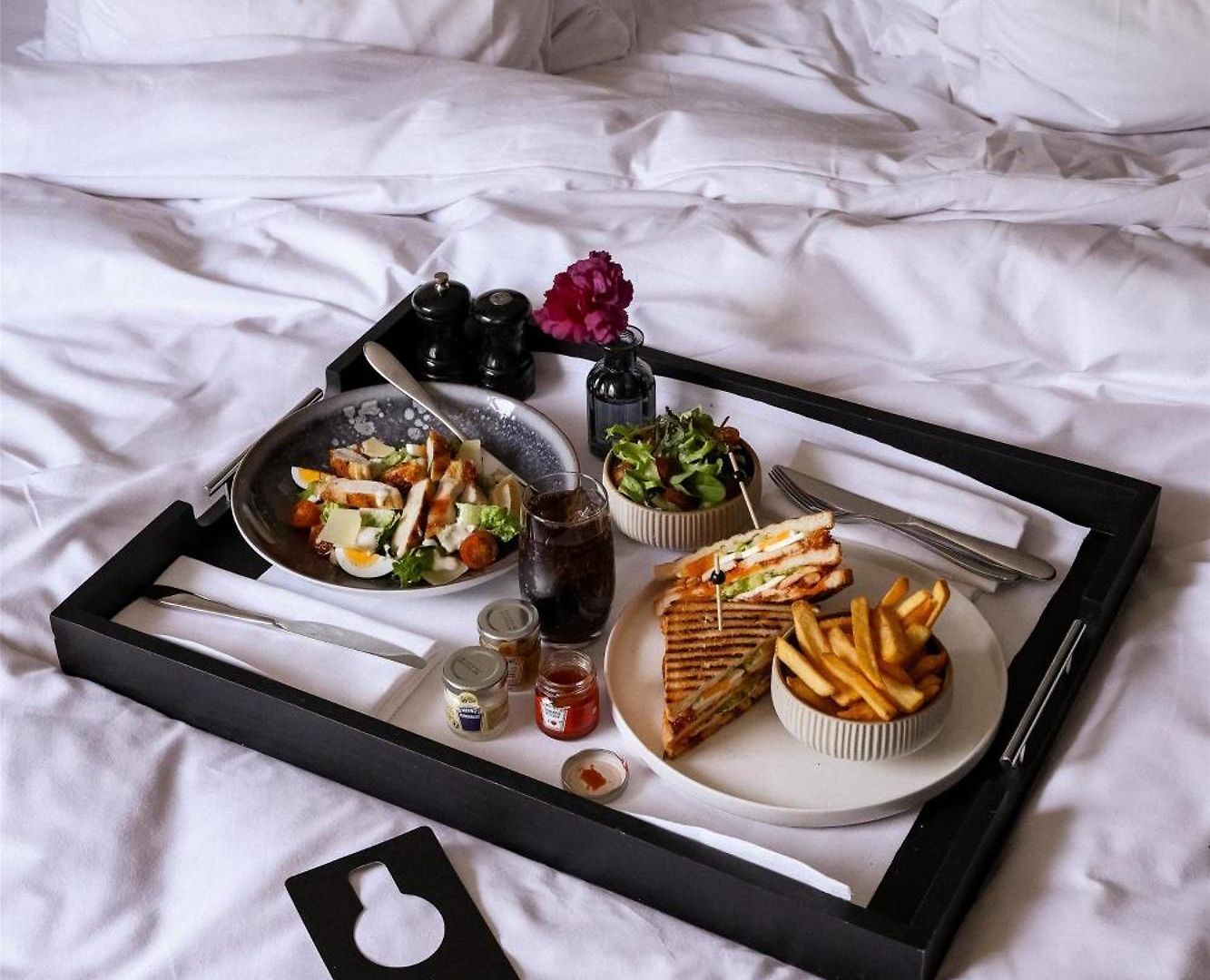 Radisson Collection Grand Place 5*