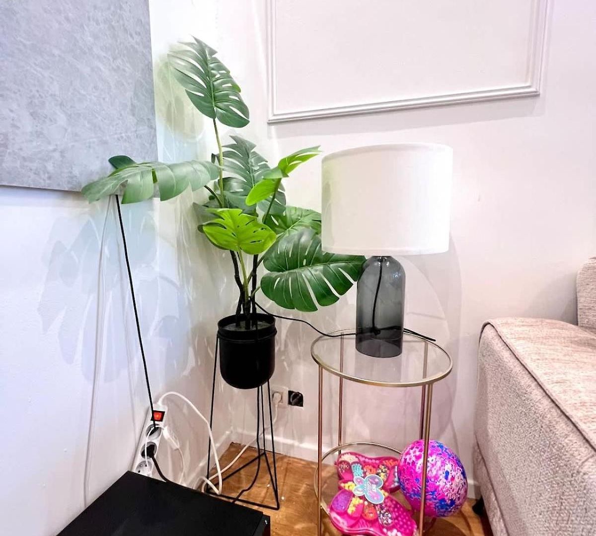 Spacious Family For 9 Near Midi Station Appartement Brussel