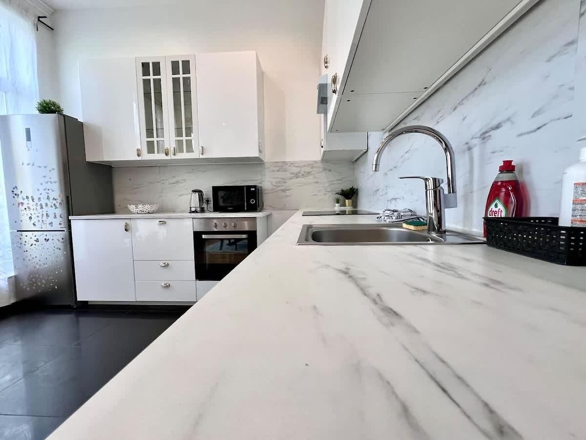 Appartement Spacious Family For 9 Near Midi Station