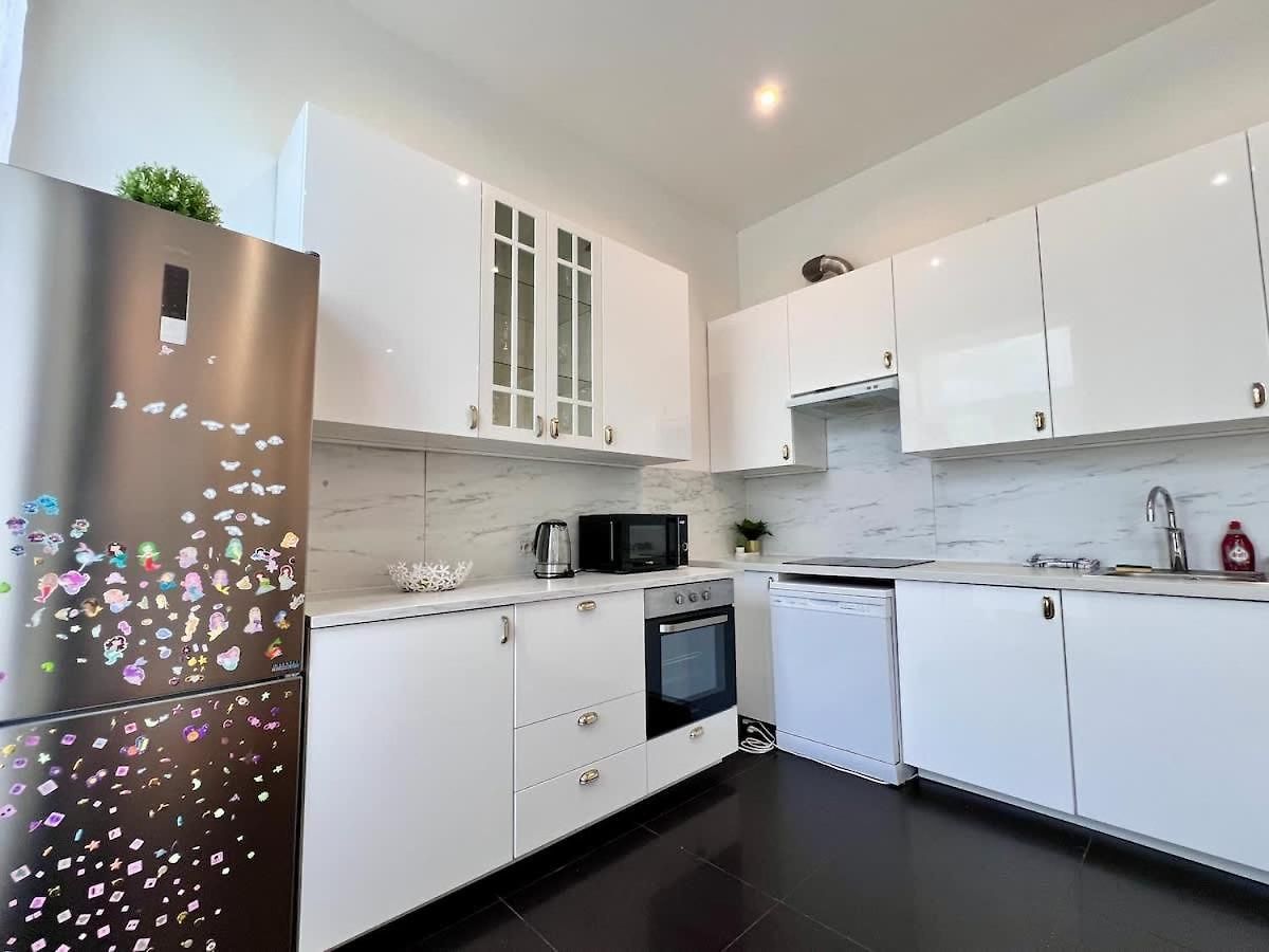 Spacious Family For 9 Near Midi Station * Brussel