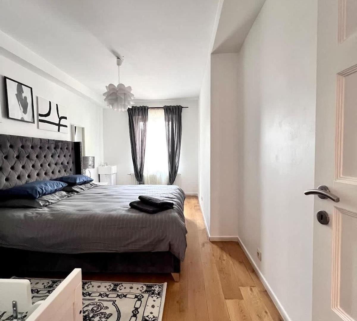 Spacious Family For 9 Near Midi Station Appartement Brussel