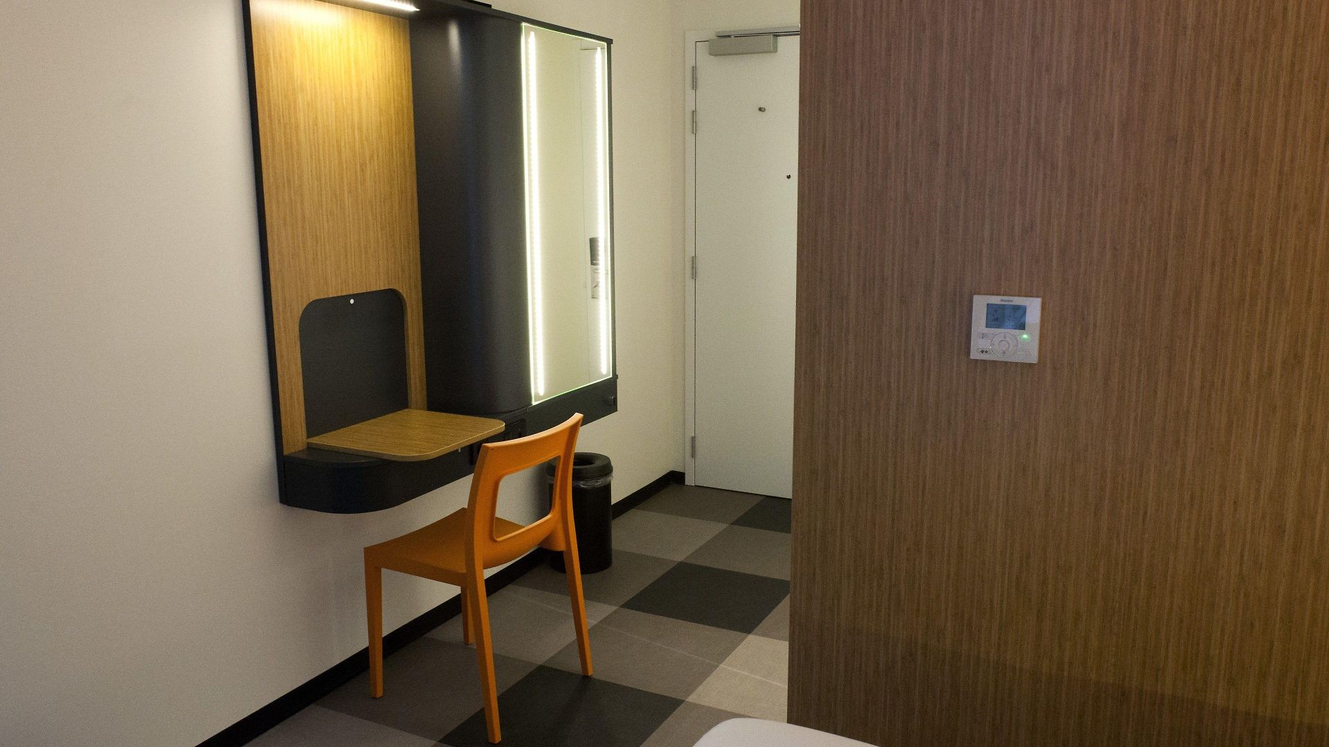 Easyhotel City Centre 3* Brussels