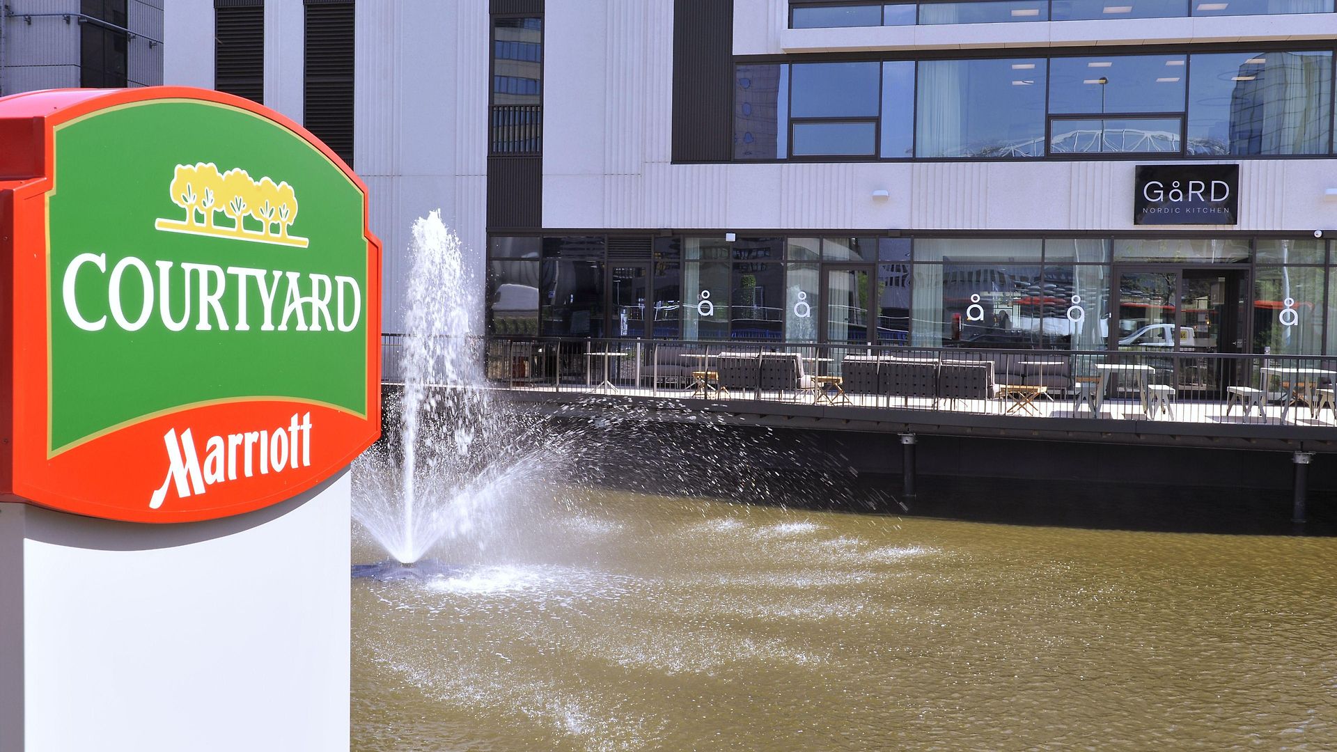 Courtyard By Marriott Eu Hotel 4*