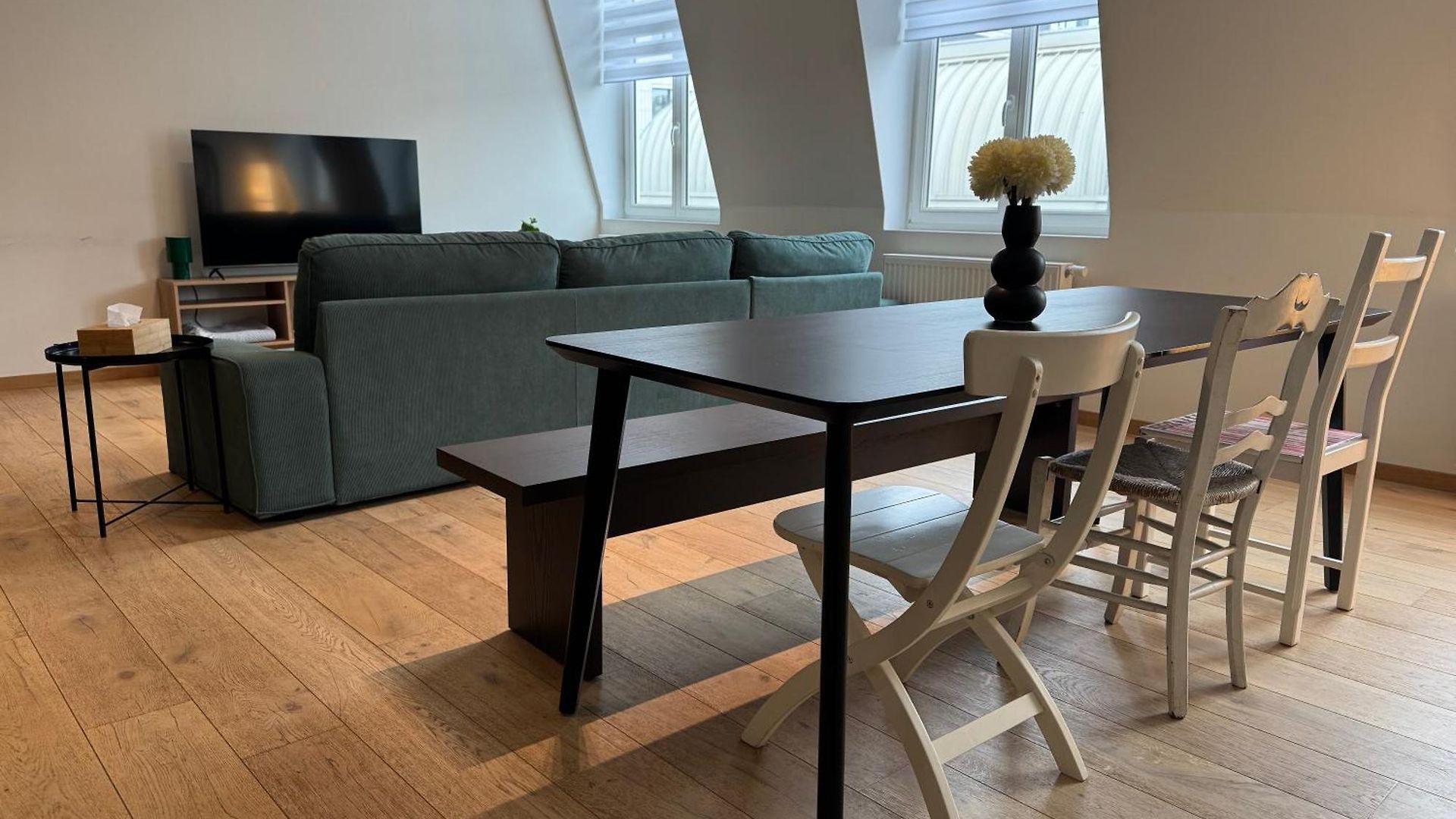 Spacious And Design Loft Appartement