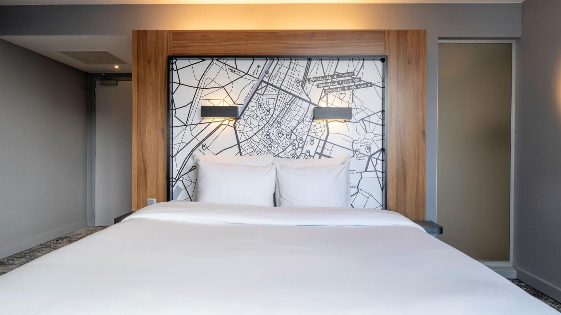 Hotel Pestana Schuman 3*