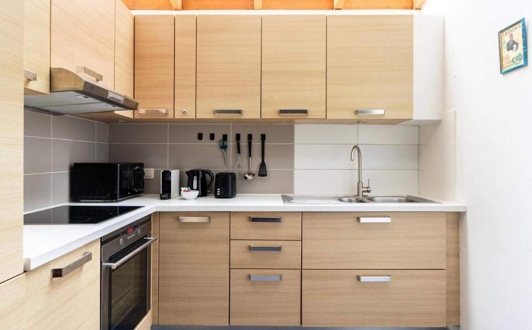 Cosy Eu - Central, Parking, Terrace Apartment