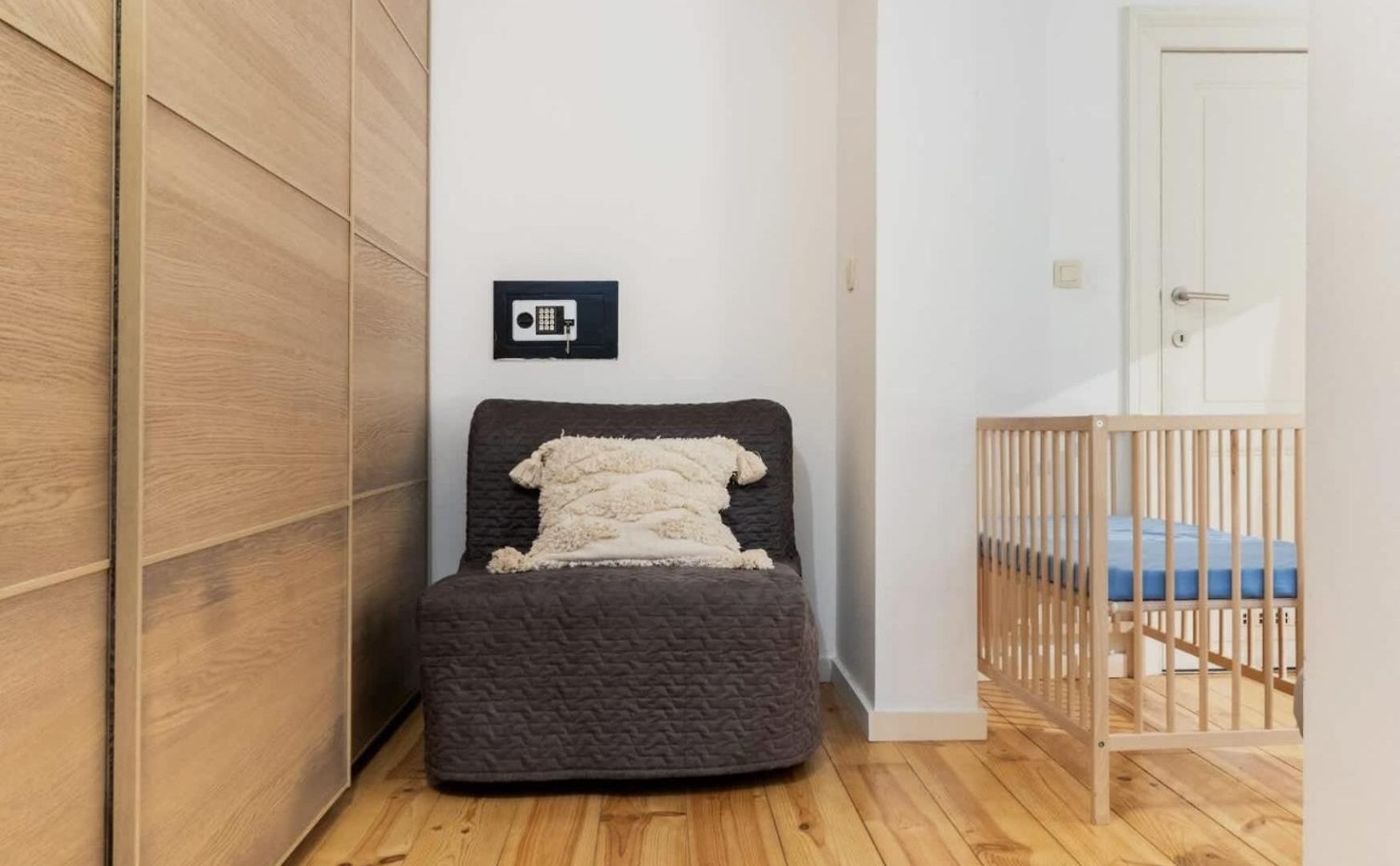 Cosy Eu - Central, Parking, Terrace Apartment
