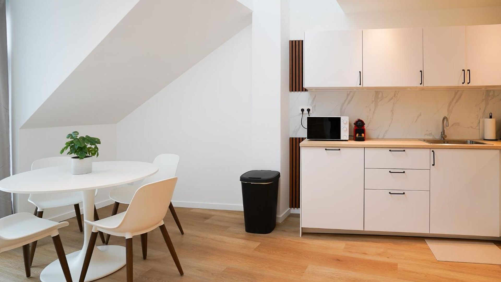 Apartment Douvres 7 Brussels