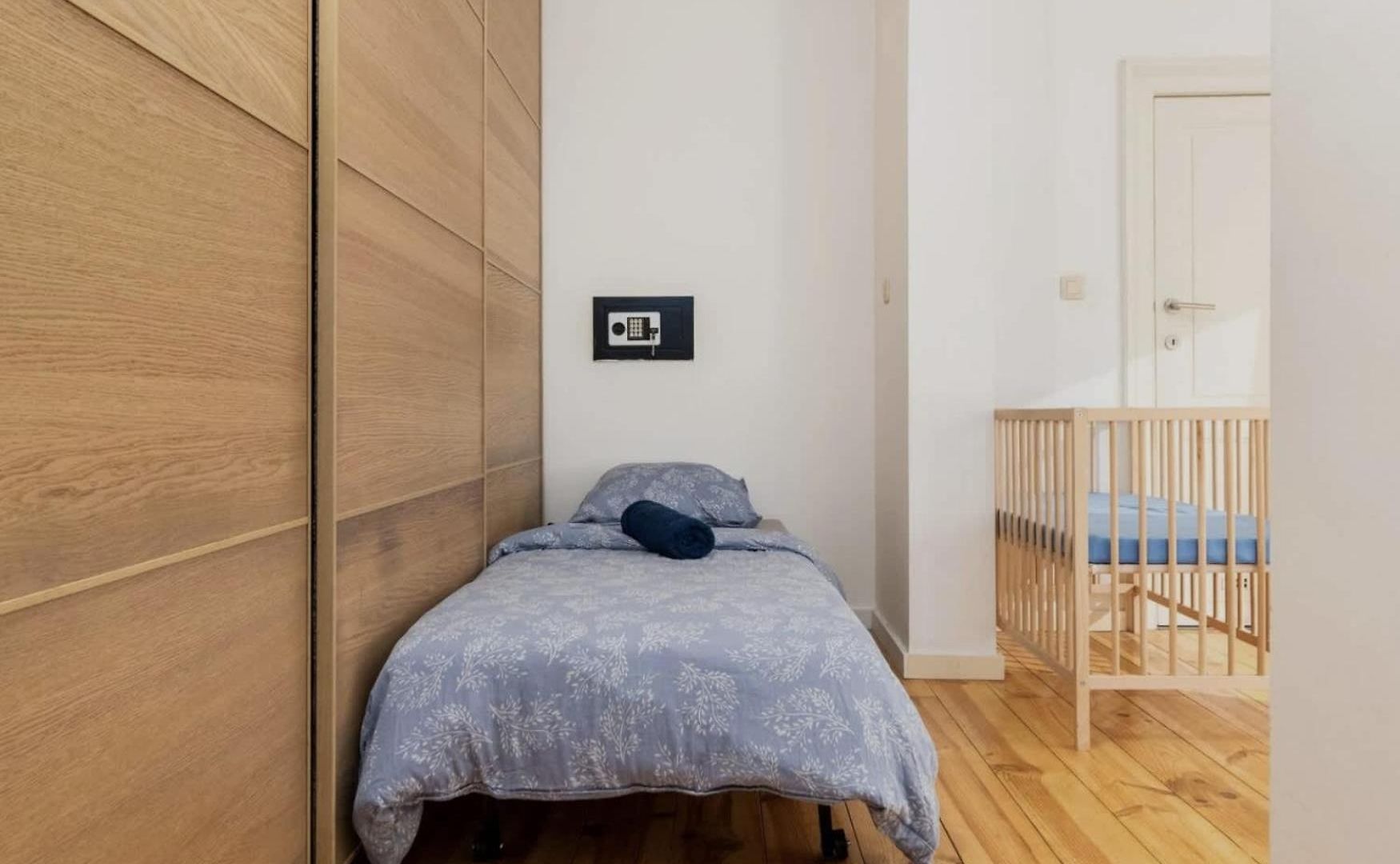 Cosy Eu - Central, Parking, Terrace Apartment *