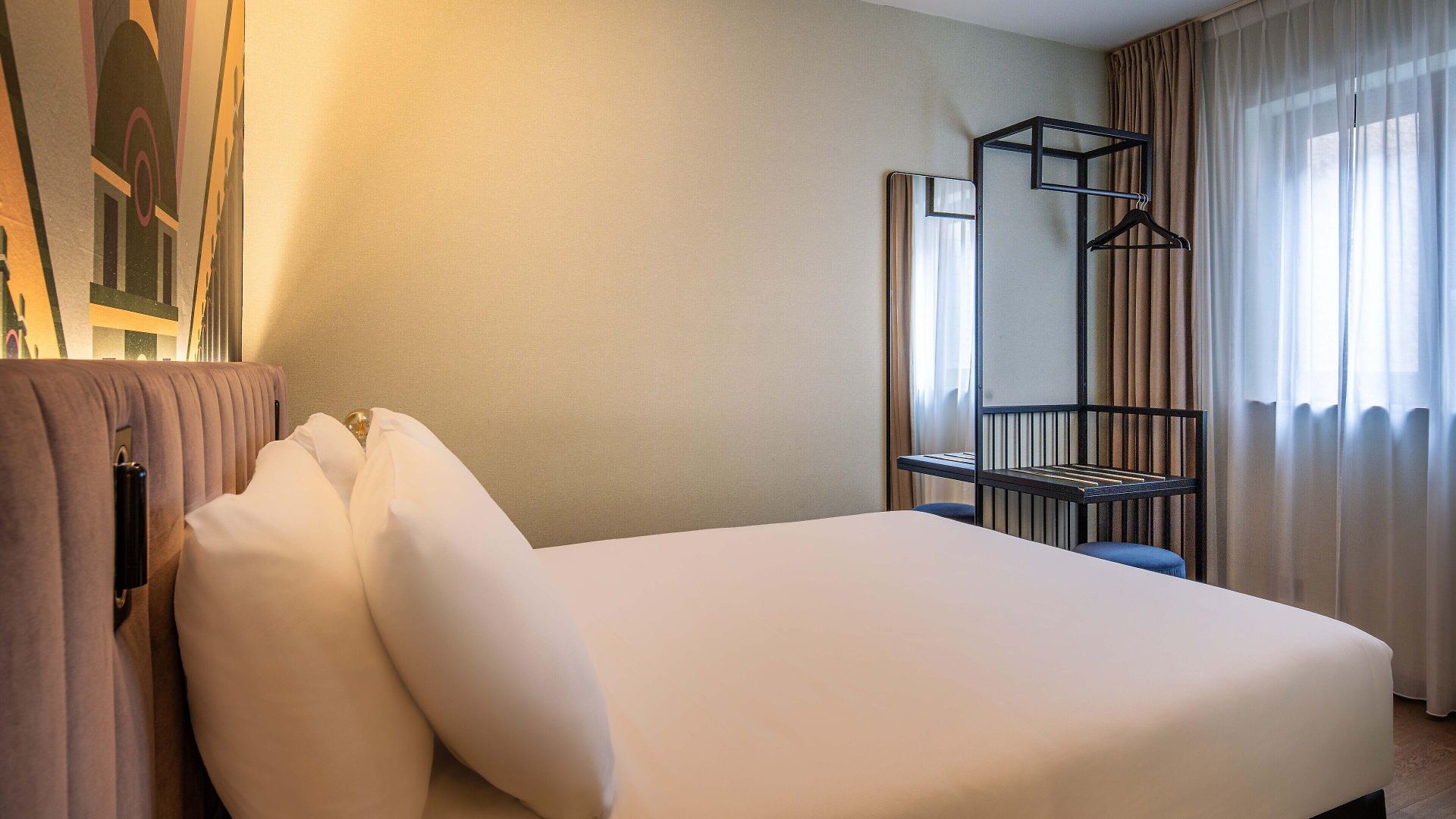 Numa Royal Galleries Hotel 4*