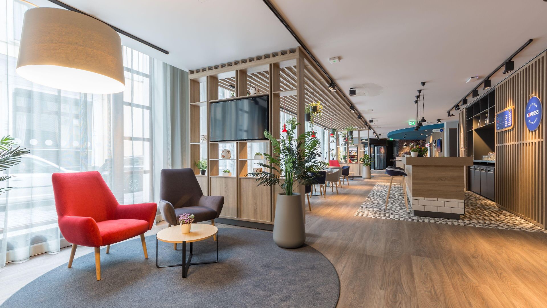 Express Brussels-grand-place By Ihg Hotel 3*