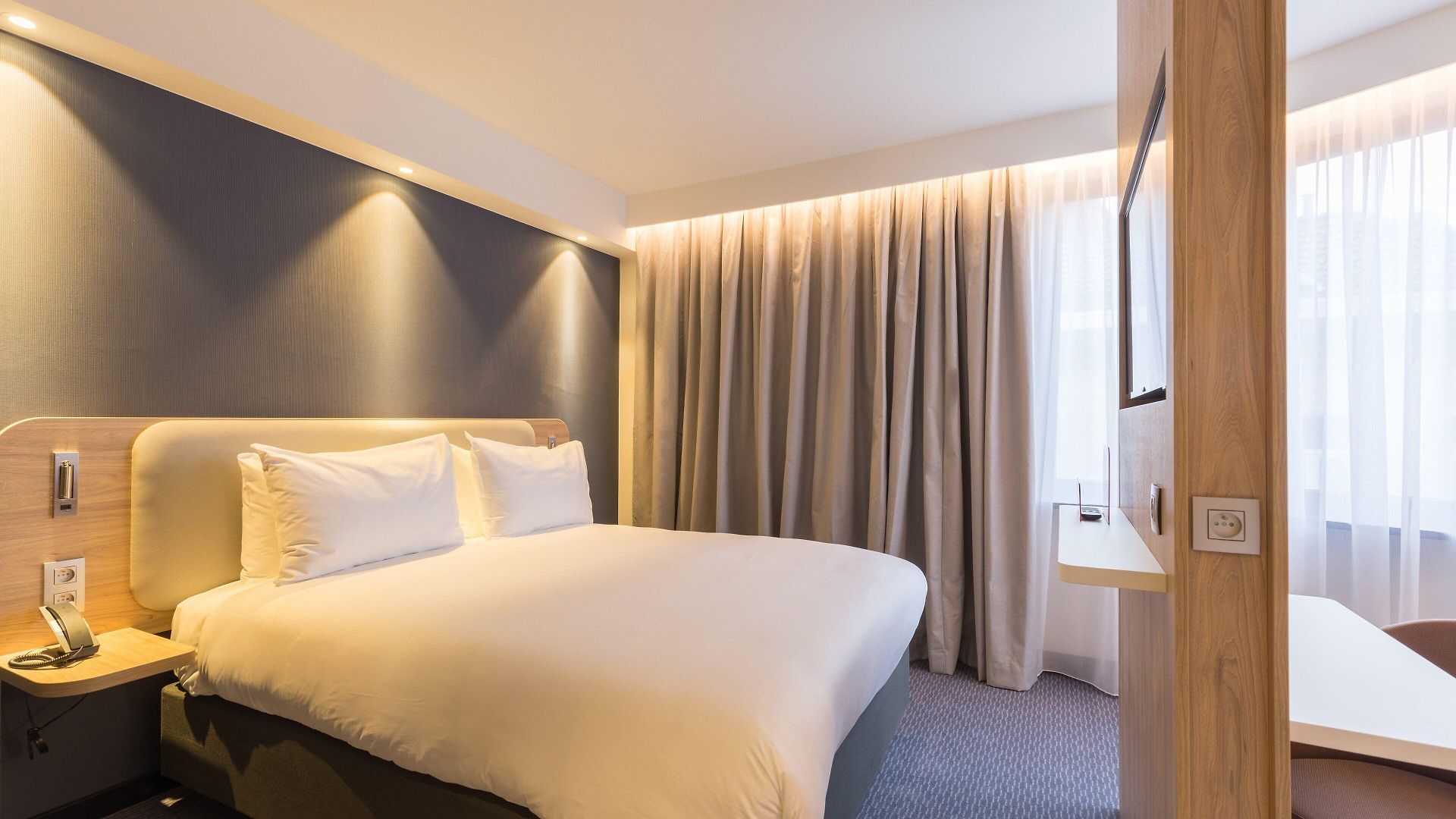 Express Brussels-grand-place By Ihg
