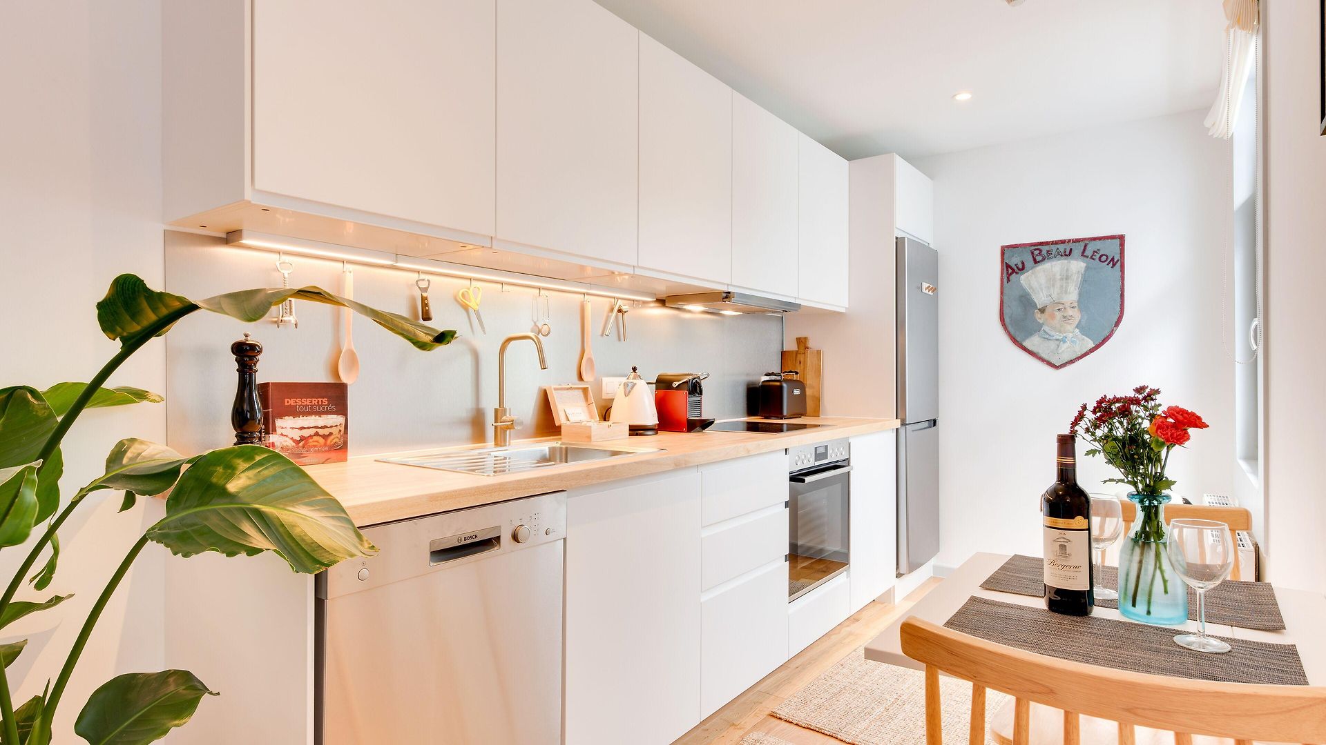 Europea Newton Boutique Residences Hotel