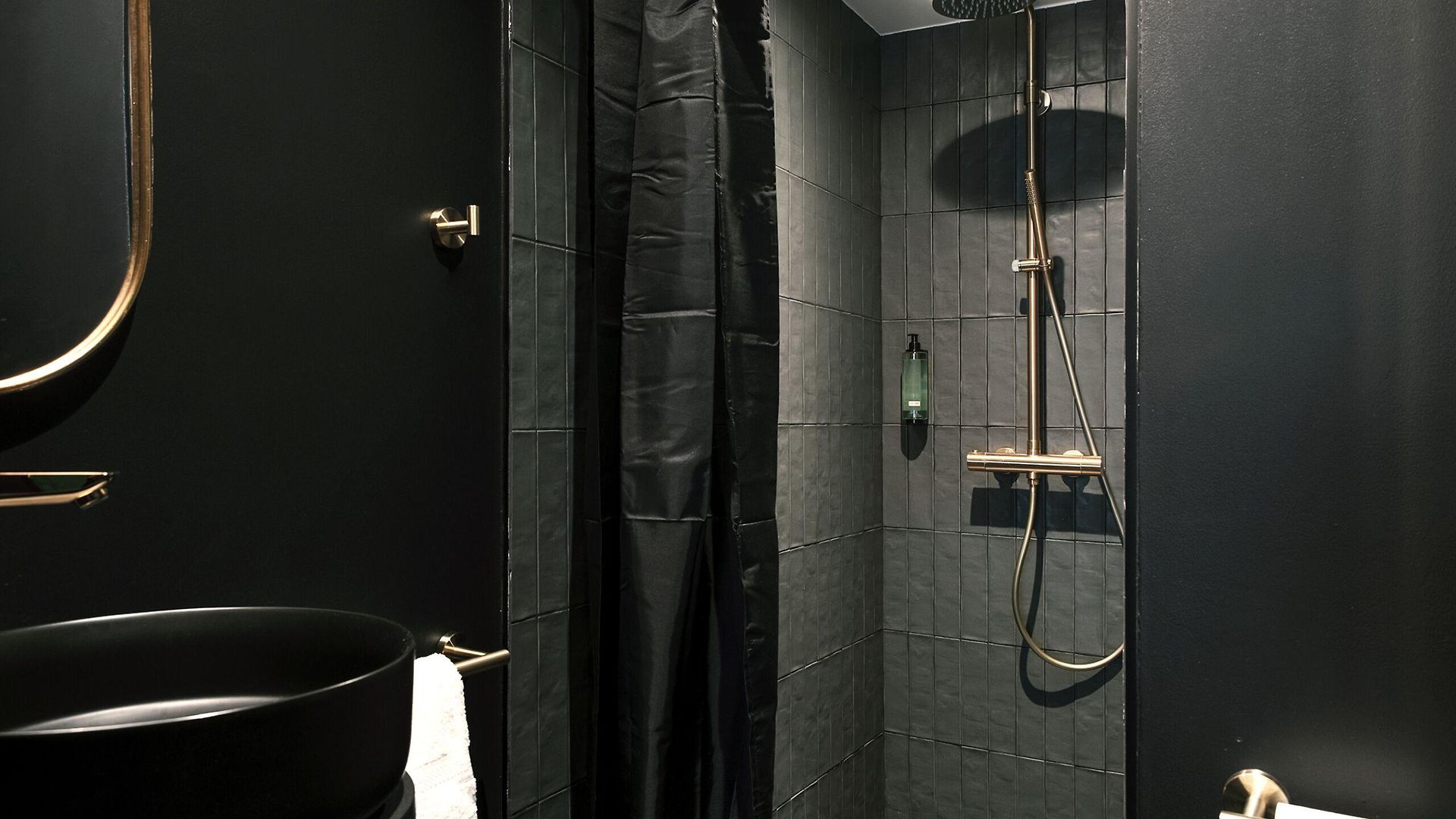 Bed & Breakfast Secret Walls Brussel