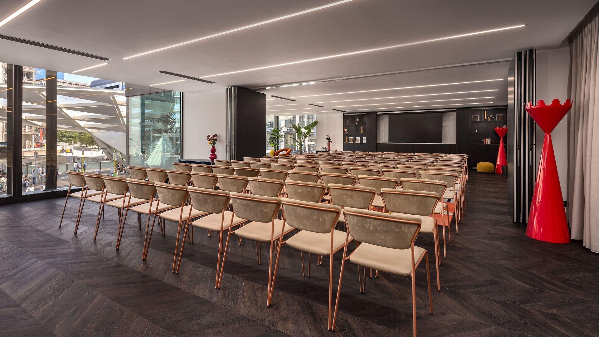 Cardo Brussels, Autograph Collection Hotel 4*
