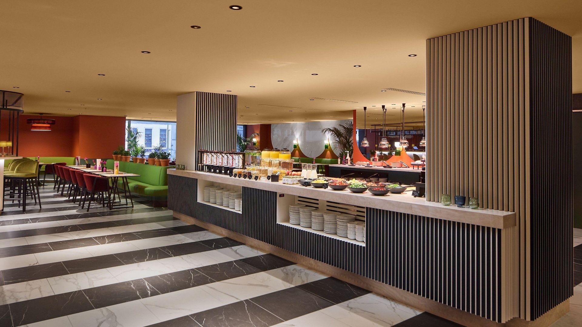 Cardo Brussels, Autograph Collection Hotel 4*