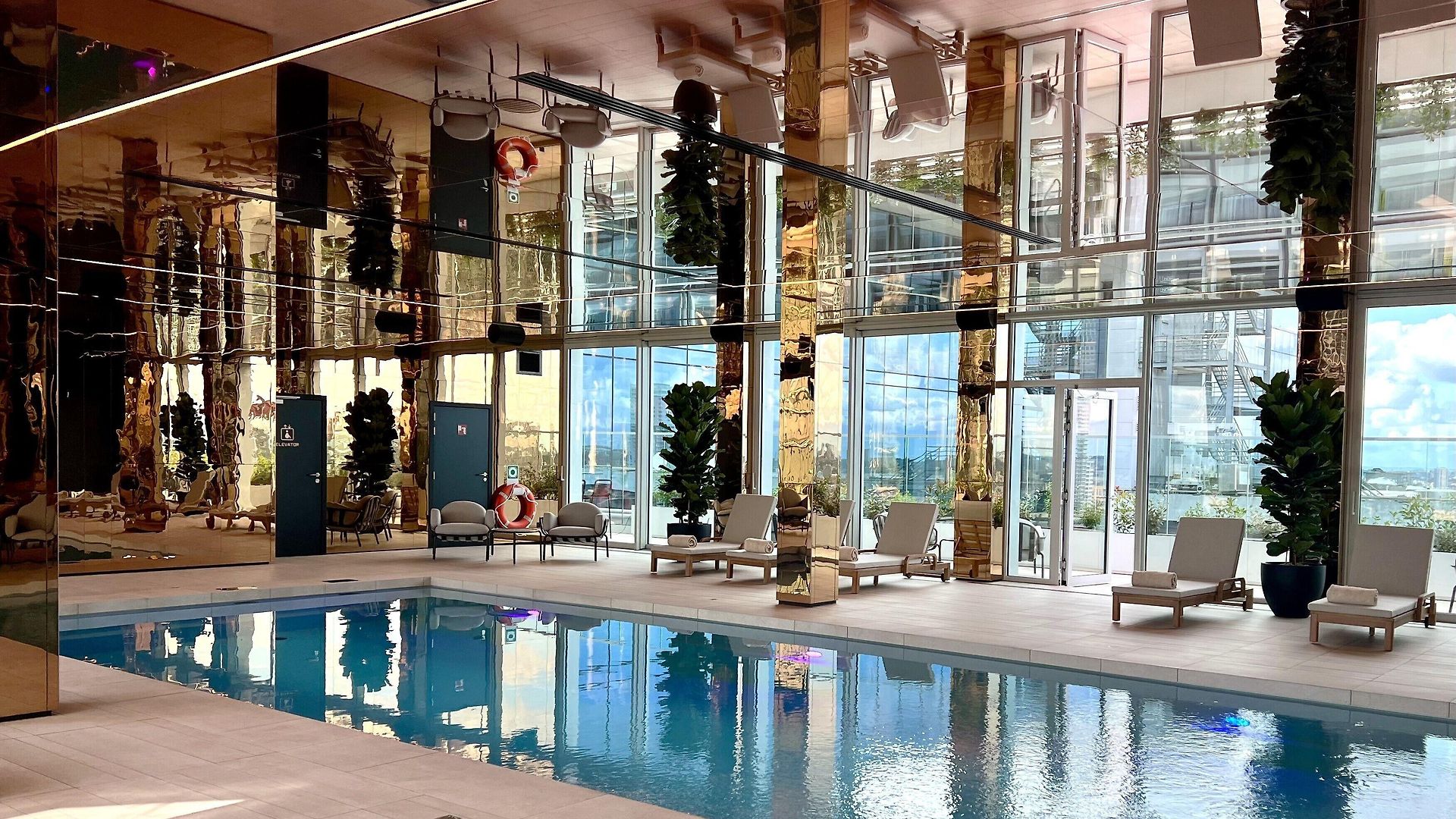 Cardo Brussels, Autograph Collection Hotel 4*
