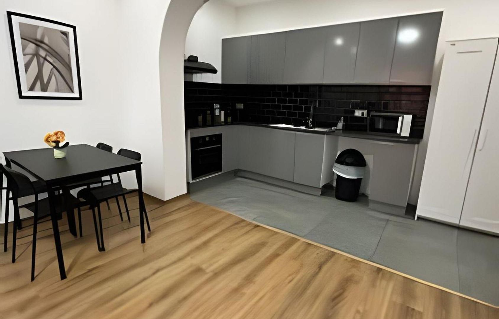 Homestay Cozy Private With Terrace & Workspace