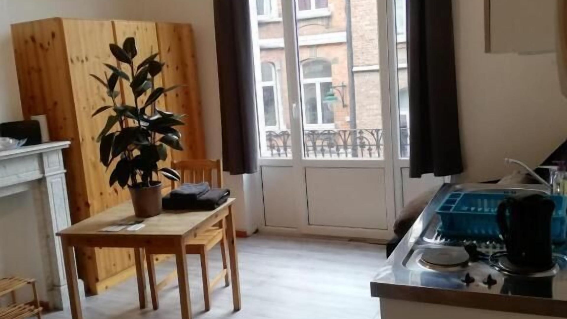 European District Guest house *