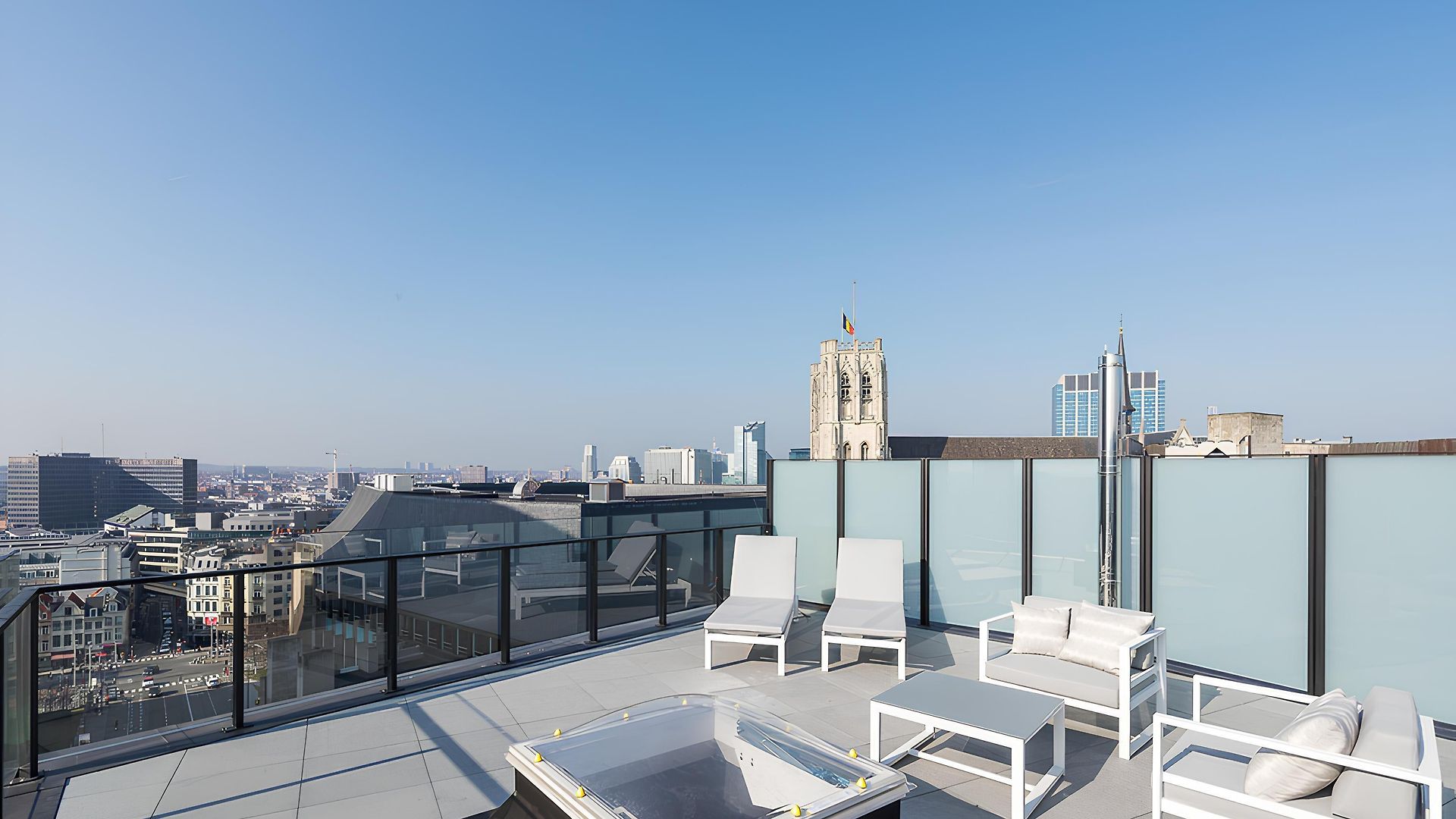 Aparthotel Triplex Penthouse In The Center *