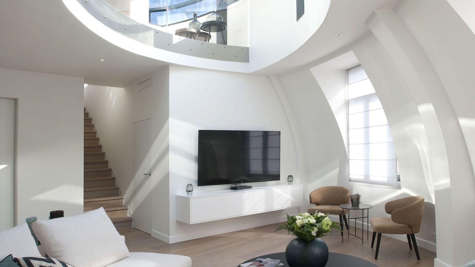 Triplex Penthouse In The Center Brussel