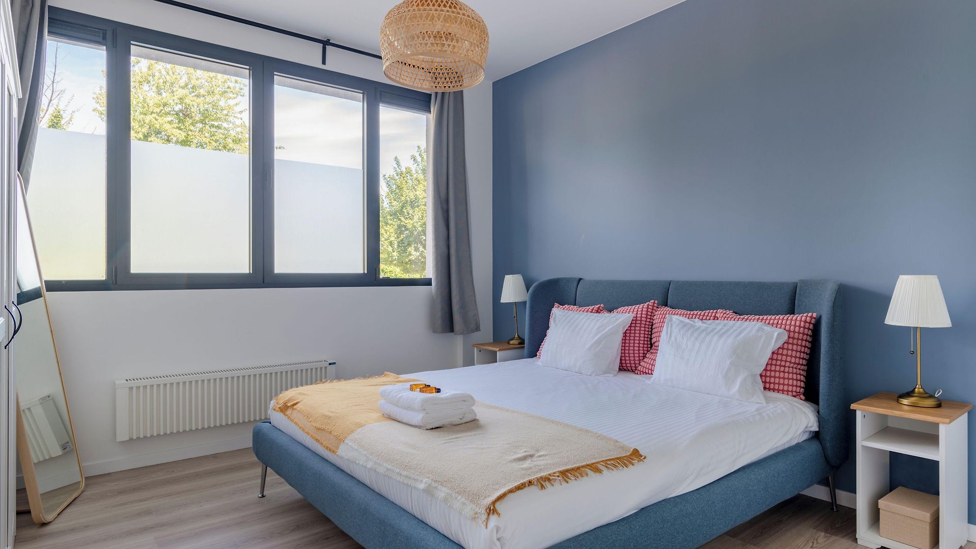Eu Design Apartment