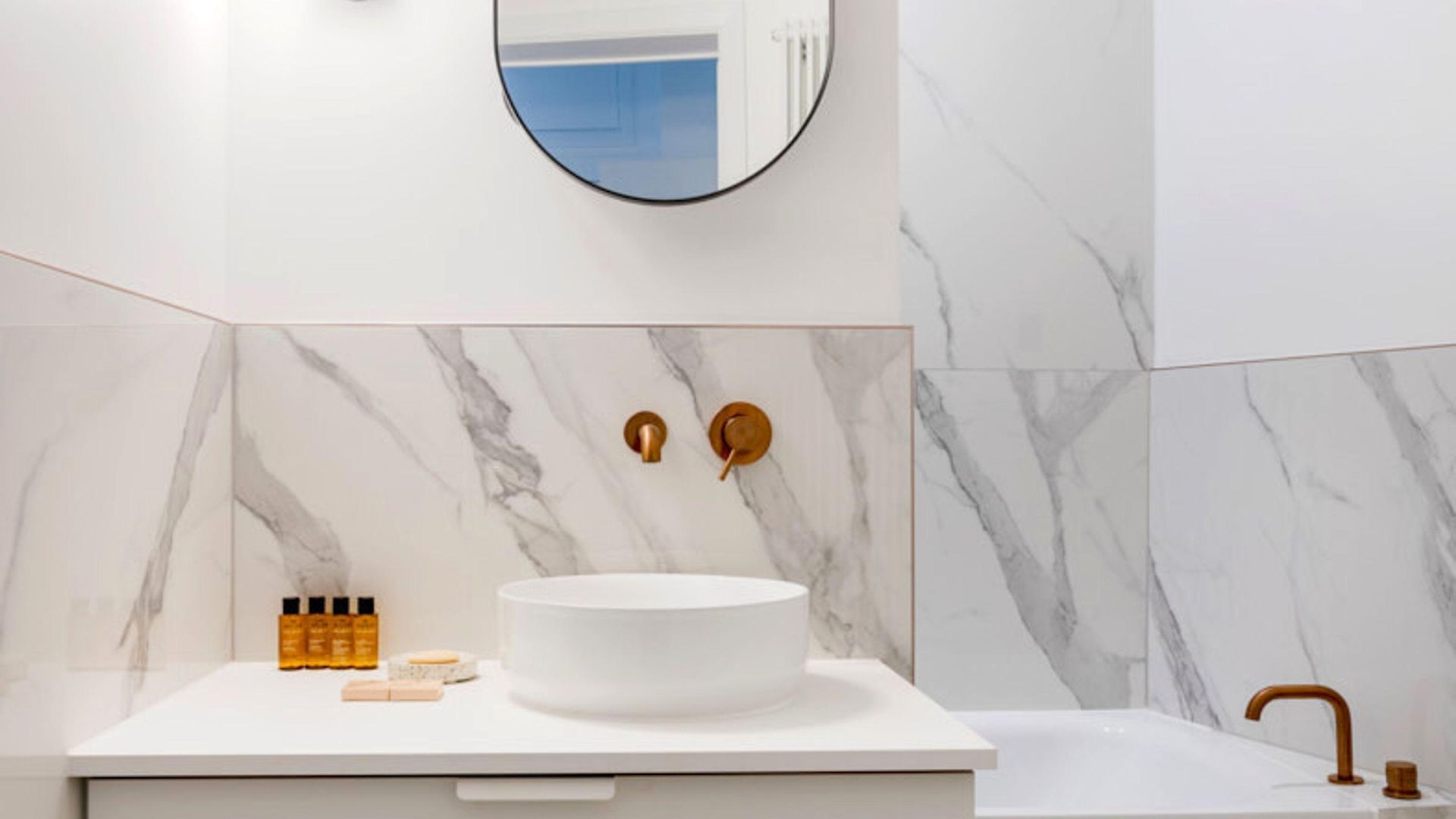 Moliere Design Apartment *