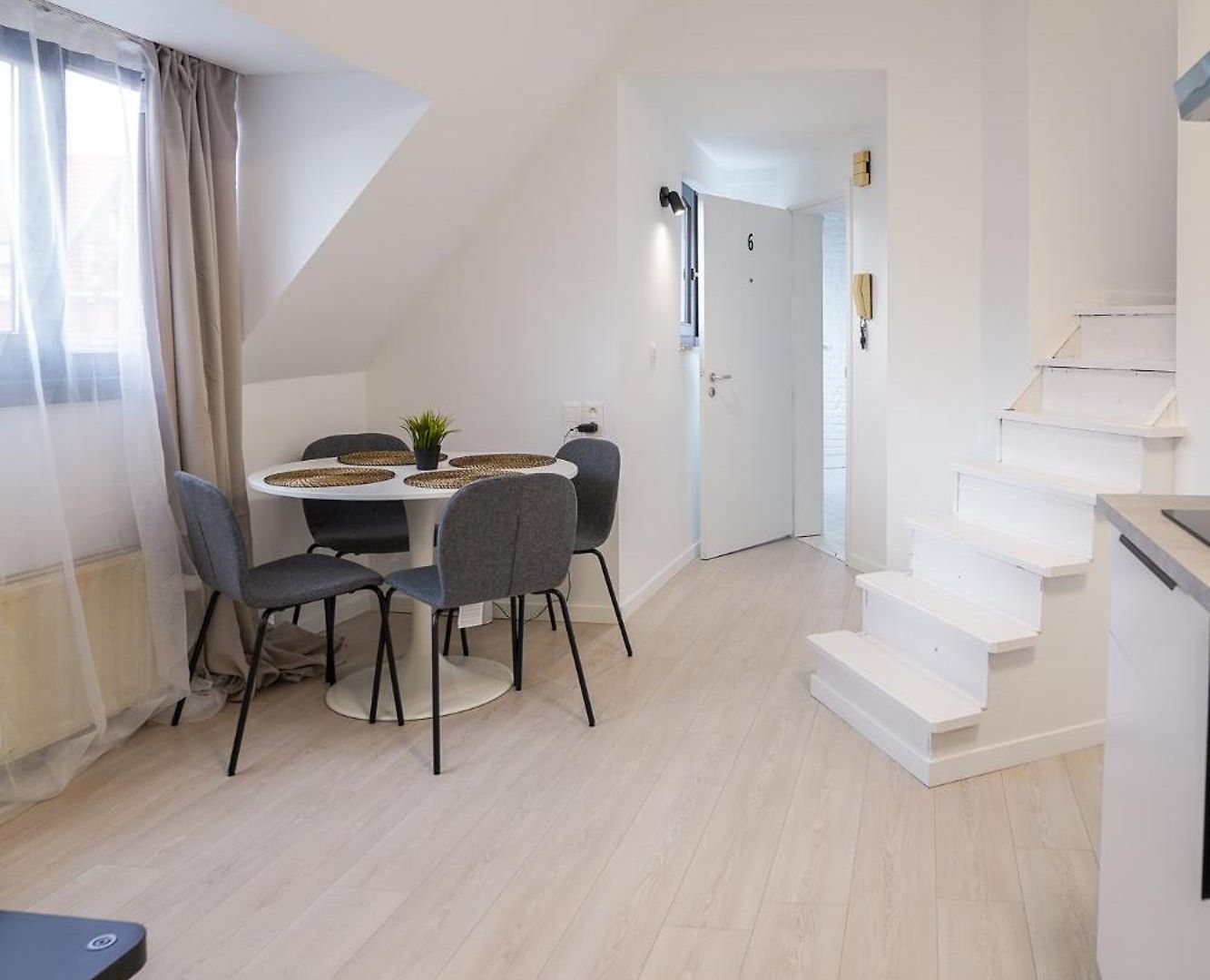 Apartment Luxembourg 6 *