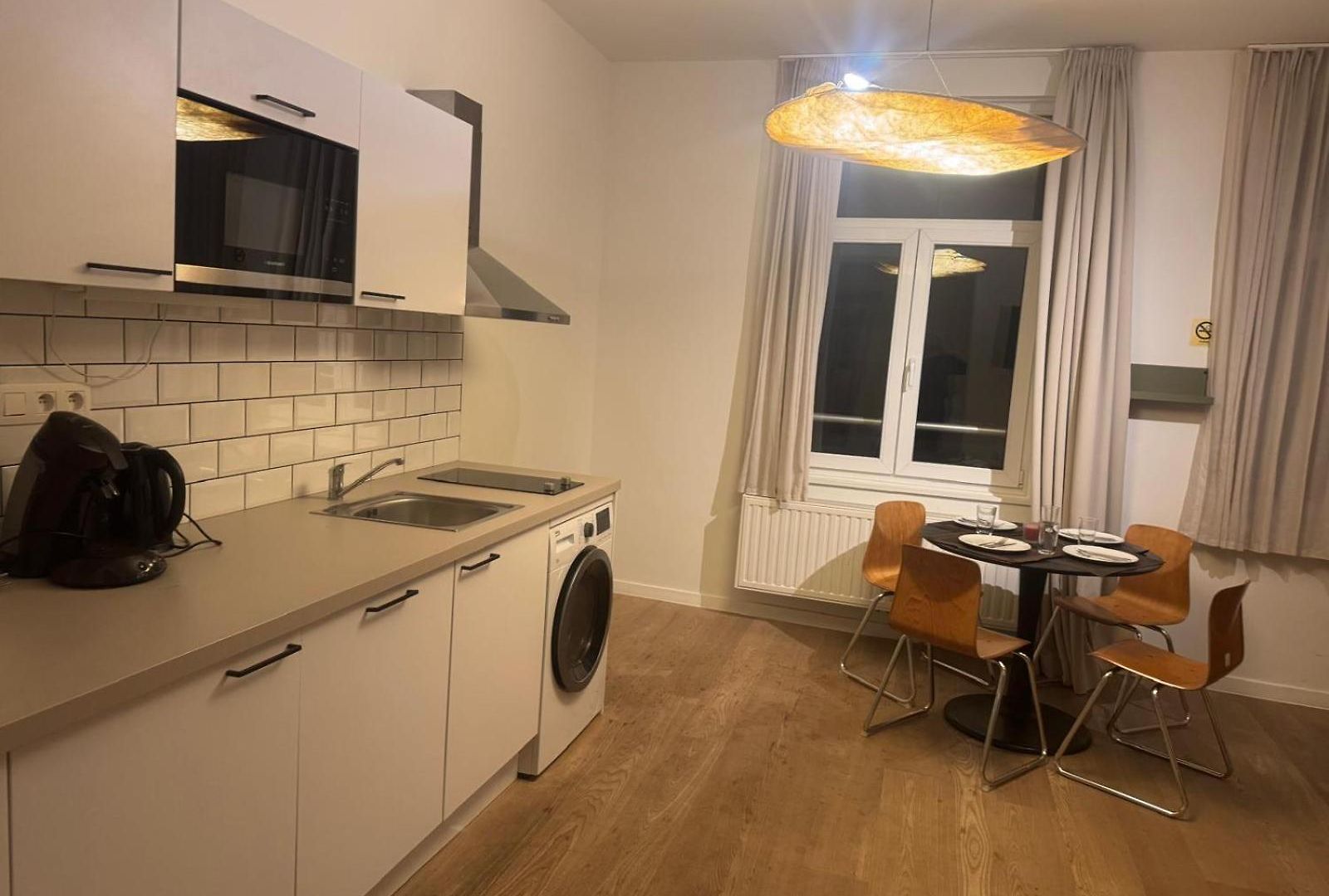 003 Avenue Louise Apartment *