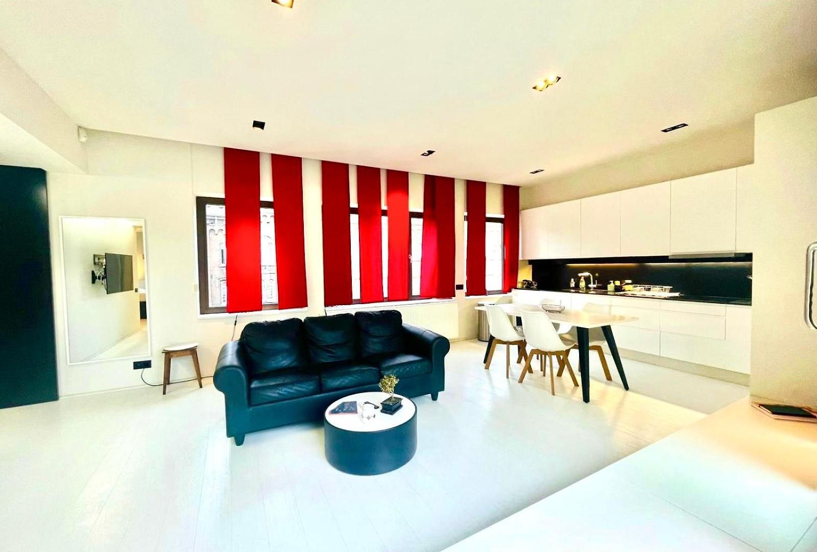 Elegant Quiet And Bright Apartment *