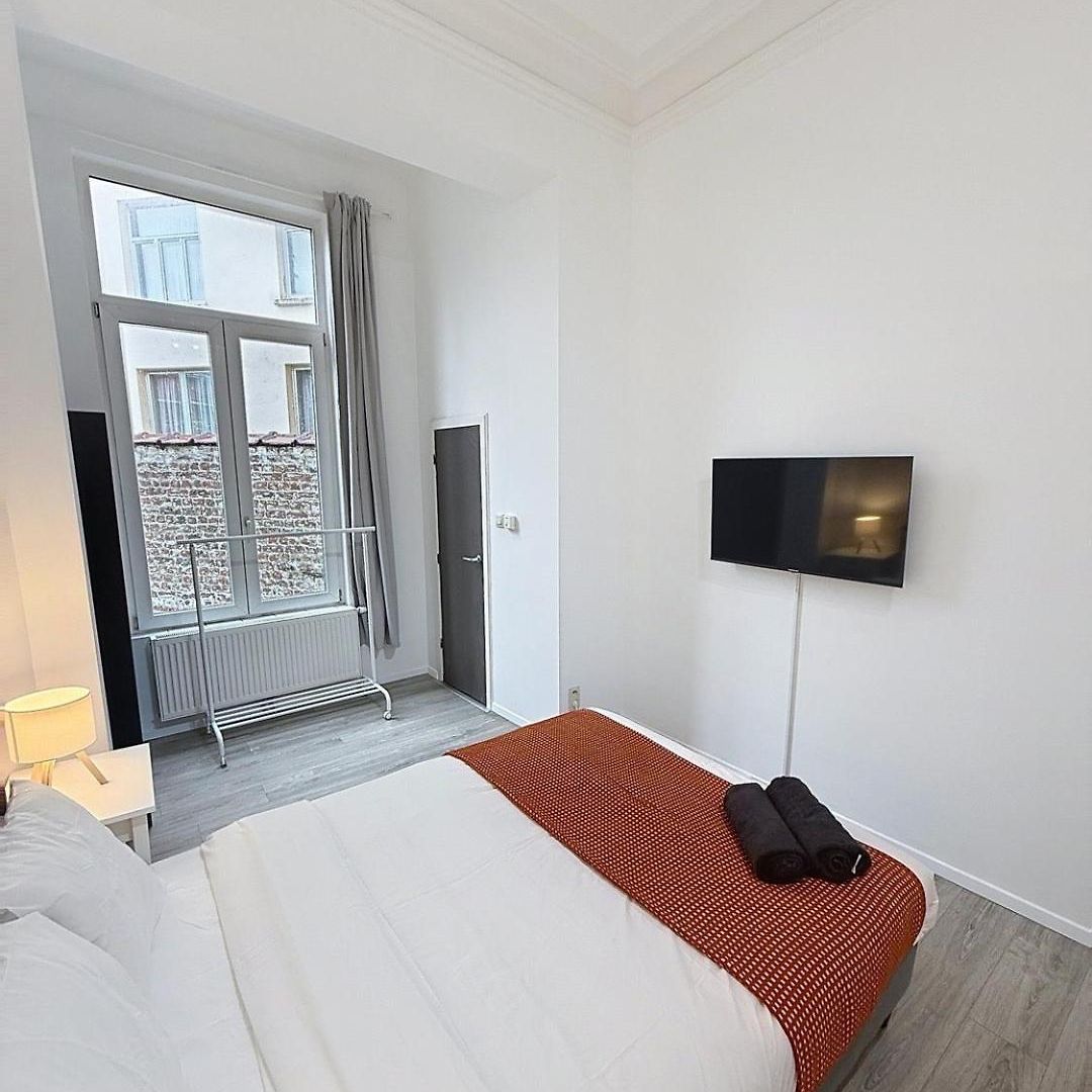 Fernand Cocq Apartment *