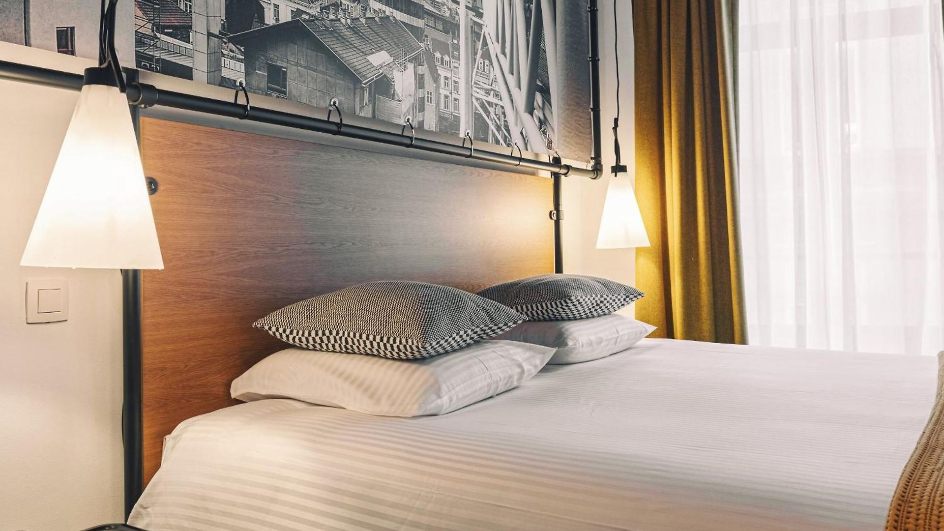 Hotel Zoom