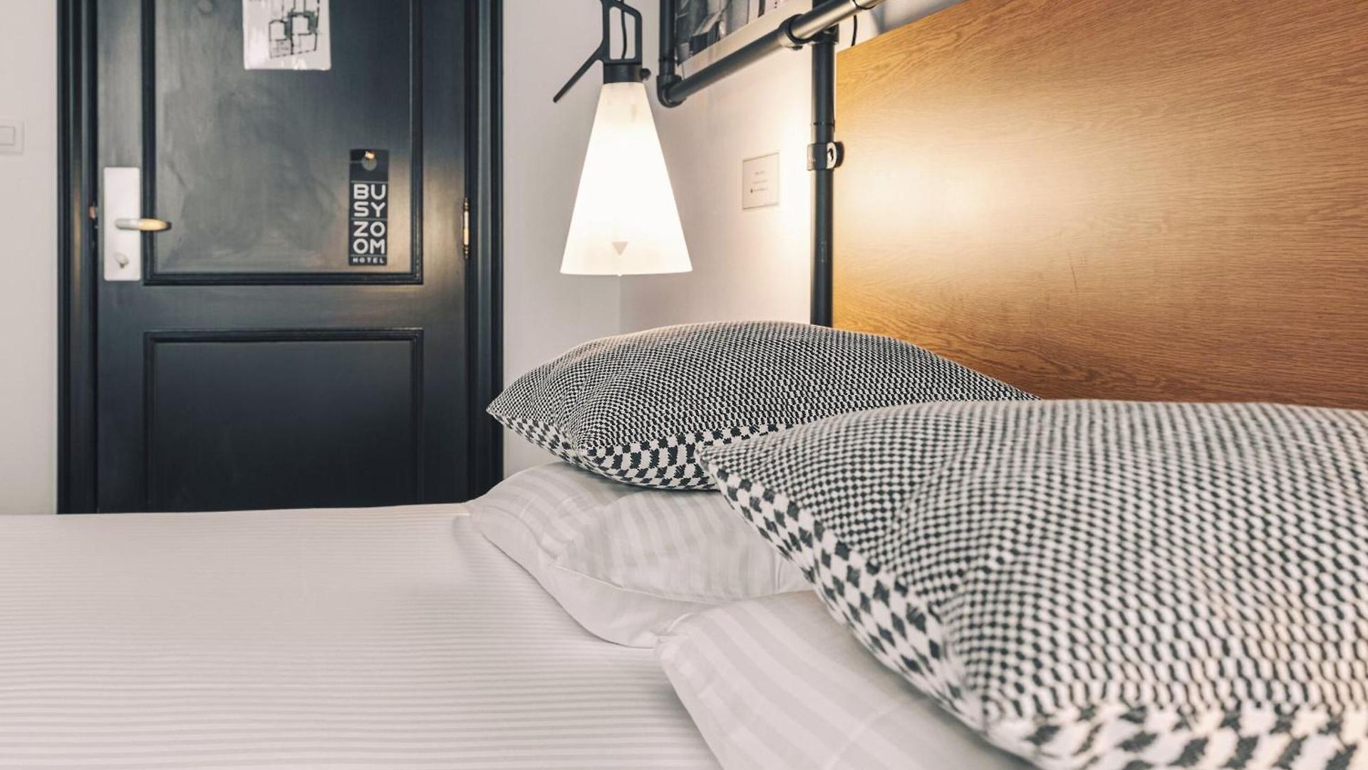Hotel Zoom