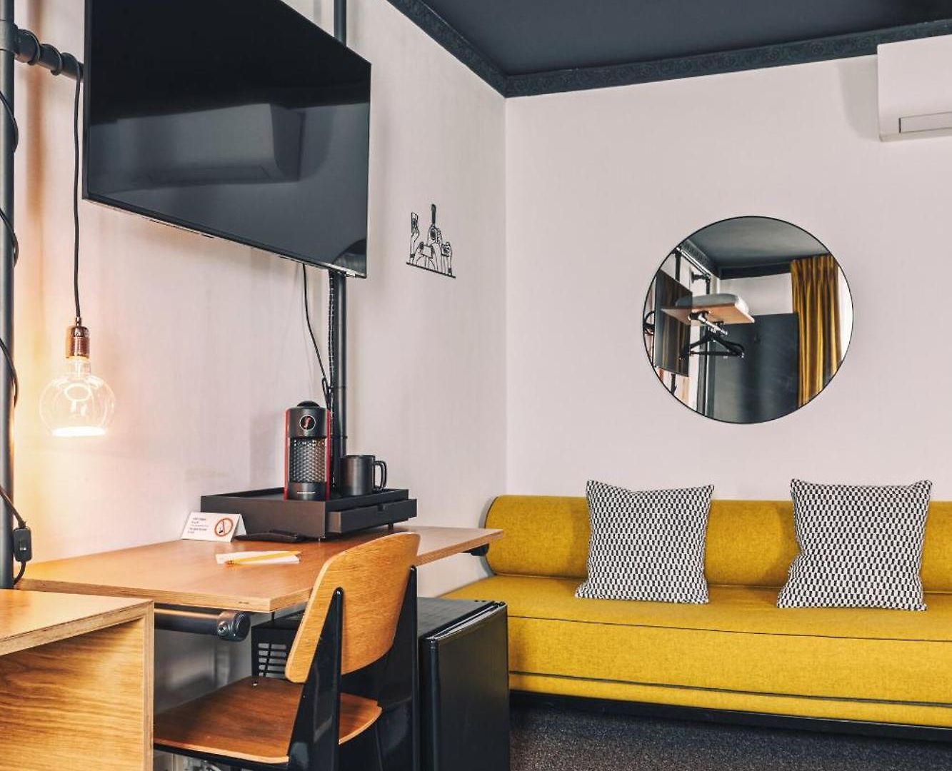Hotel Zoom 4*