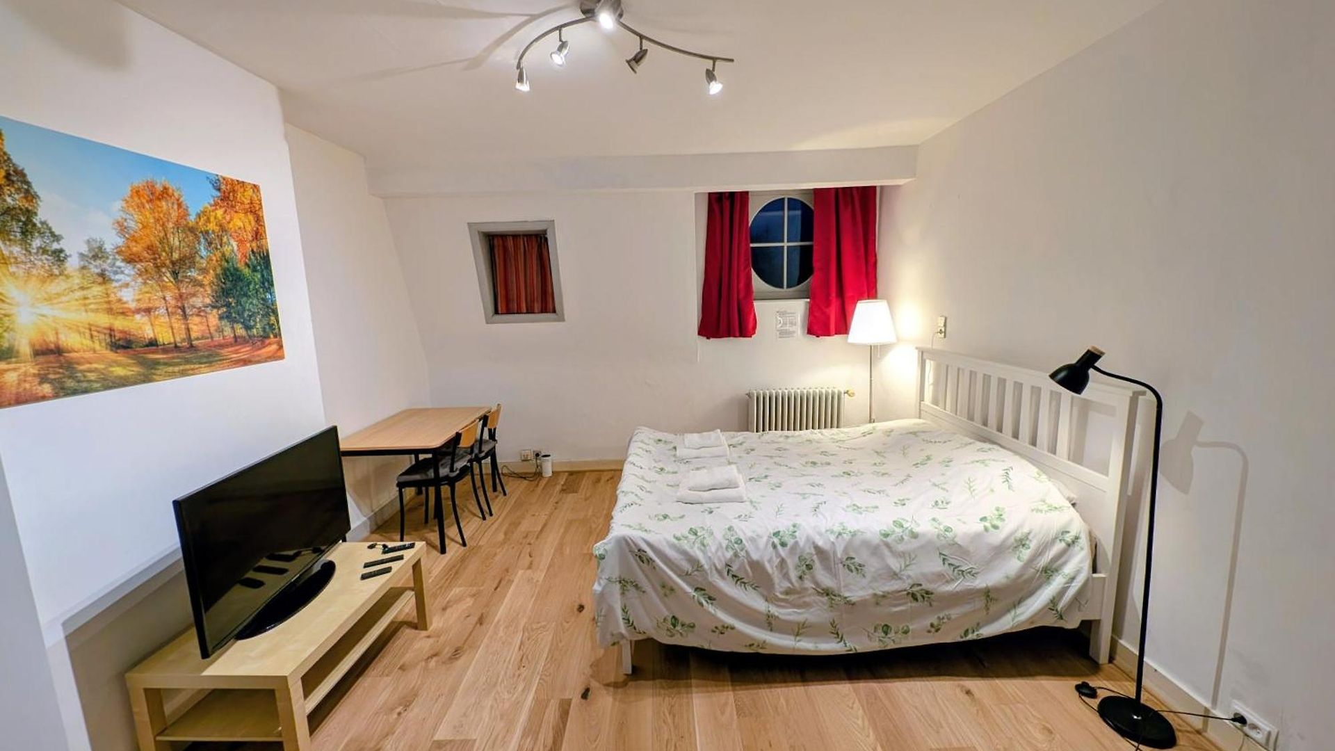 Duplex 3br Near Supermarkets & Metro Appartement