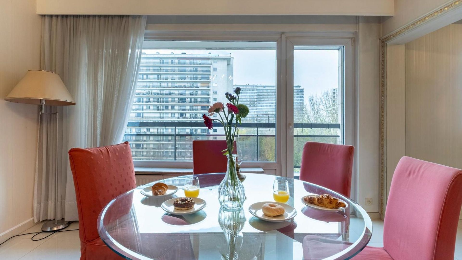 Expo Elegant Apartment