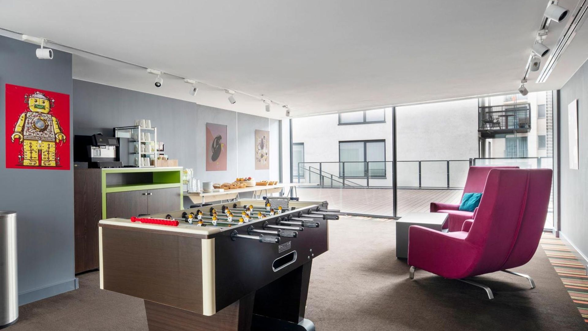 Hotel Pestana Schuman 3*